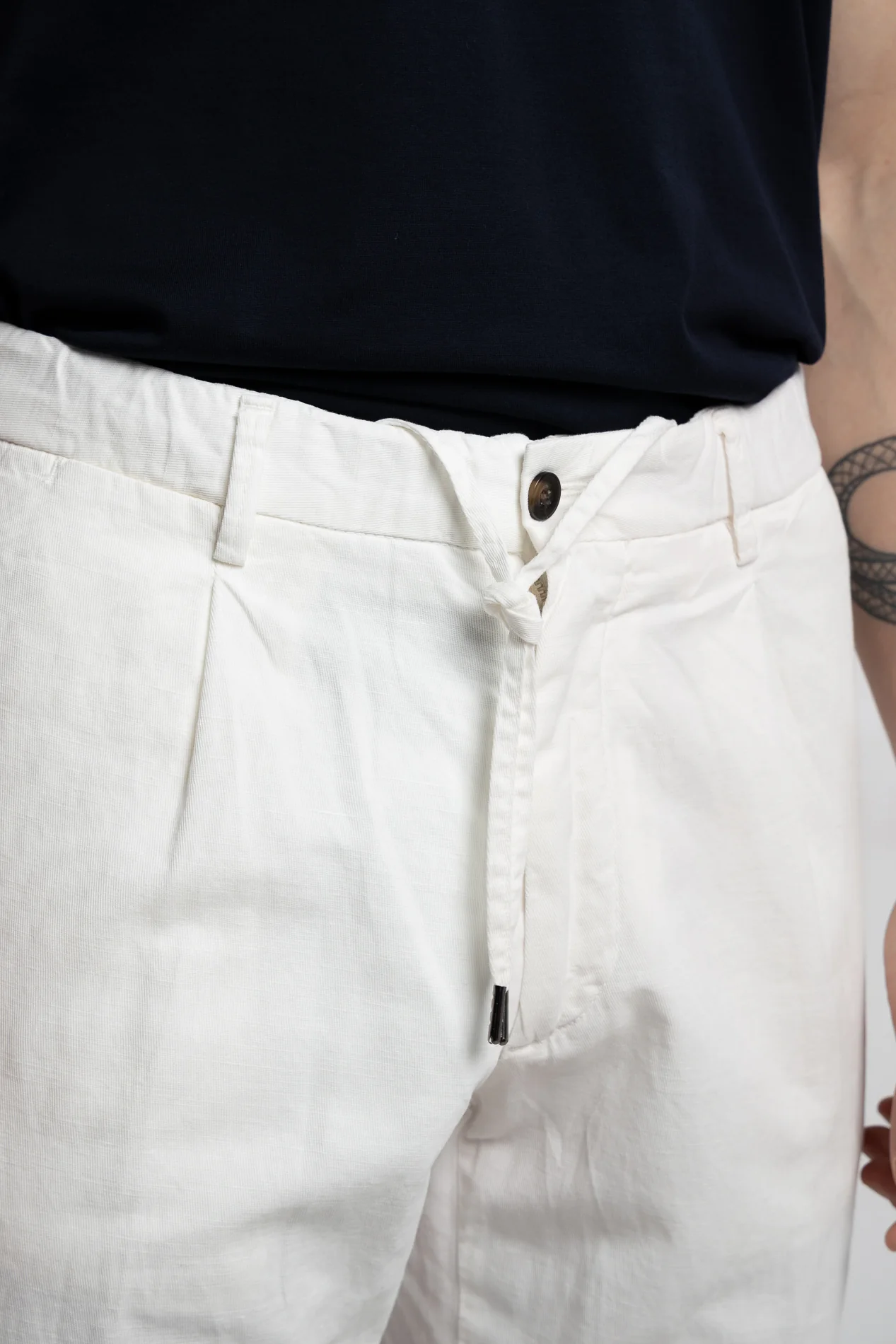 Capri Pleated Cotton/Linen Pant White - Image 5