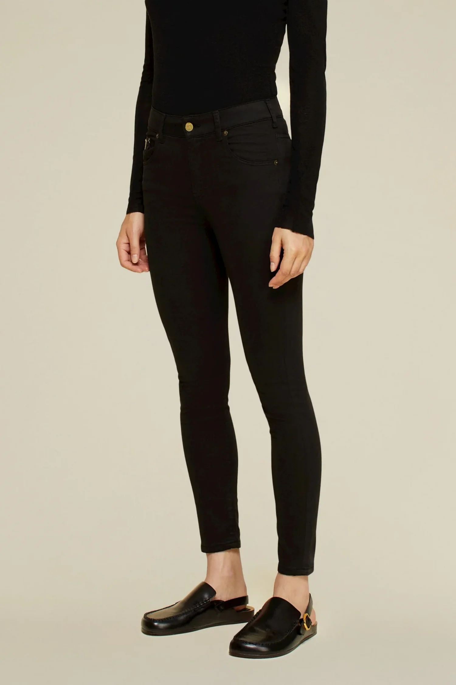 Celia Lea Soft Colour Black - Image 4