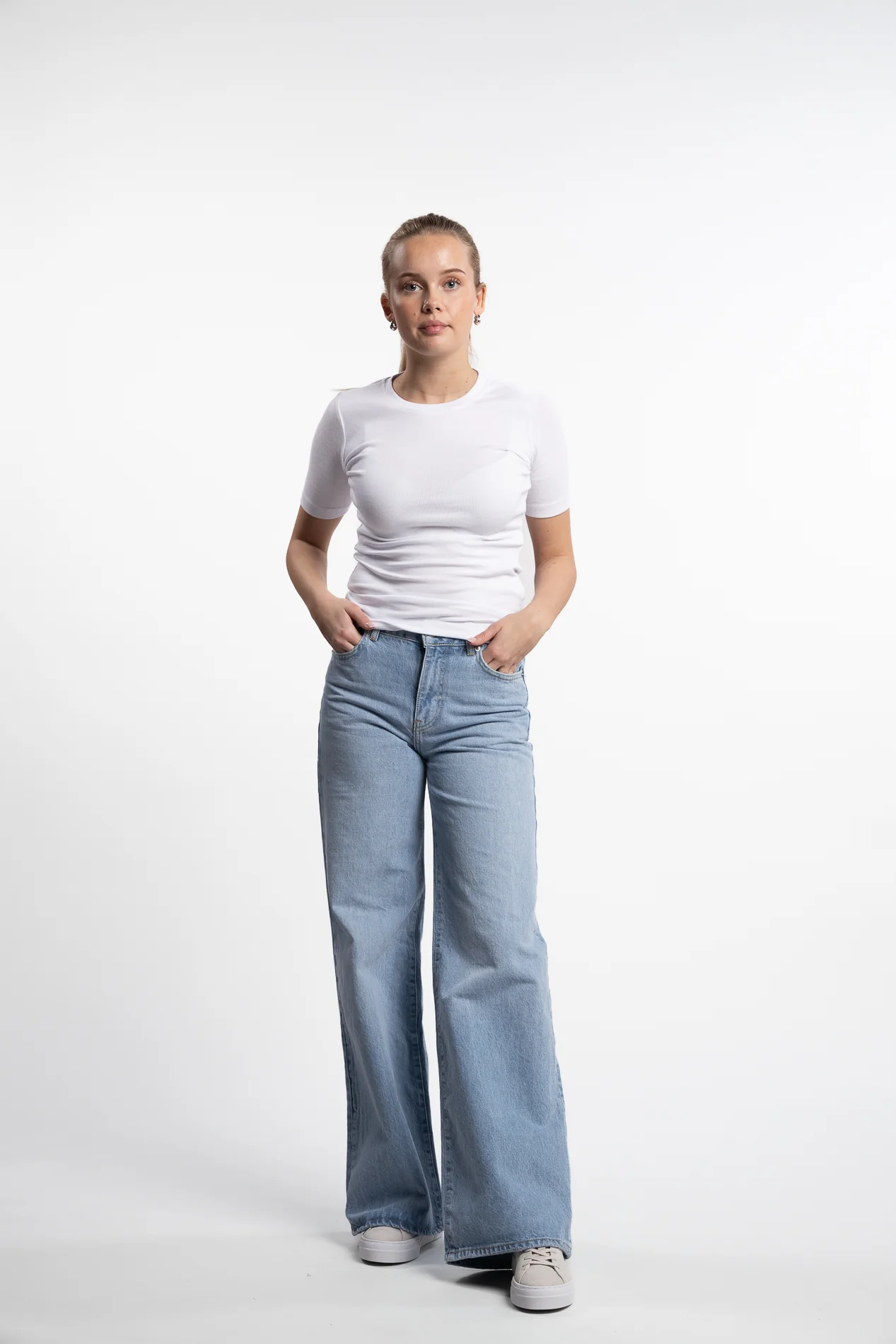 Taylor- Light Blue - Image 2