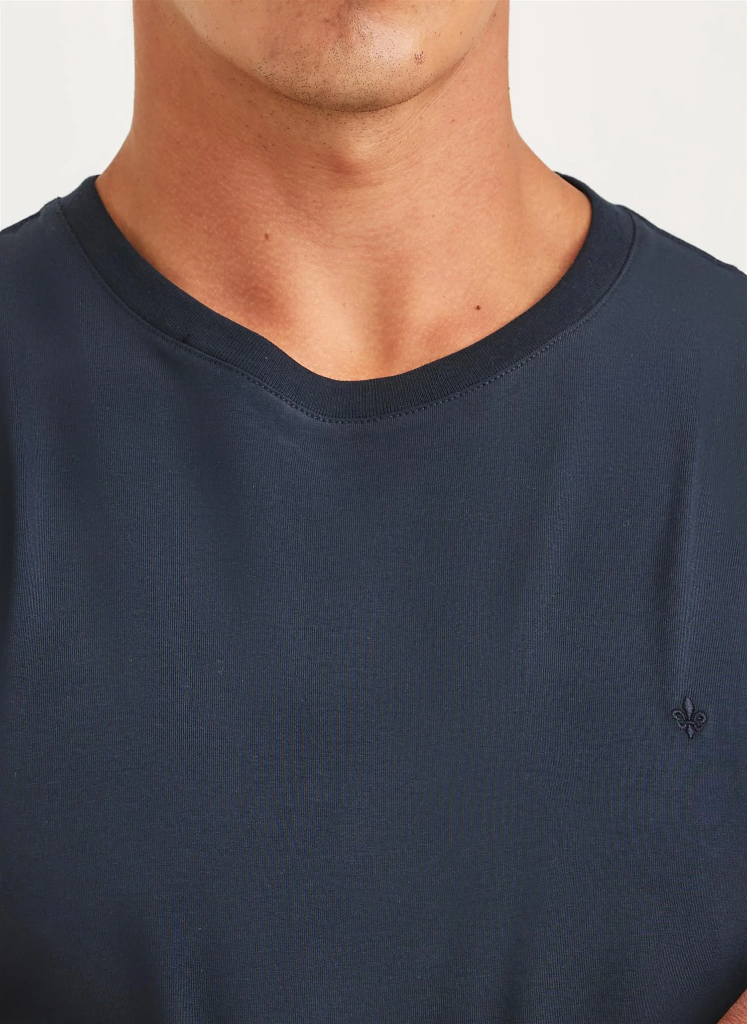 James Tee Old Blue - Image 3