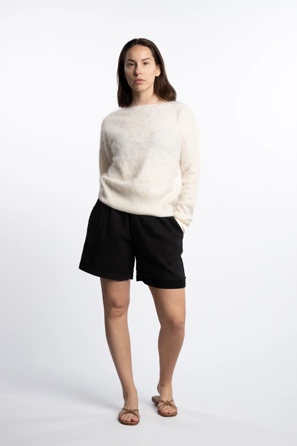 Saya - Black linen - Image 3