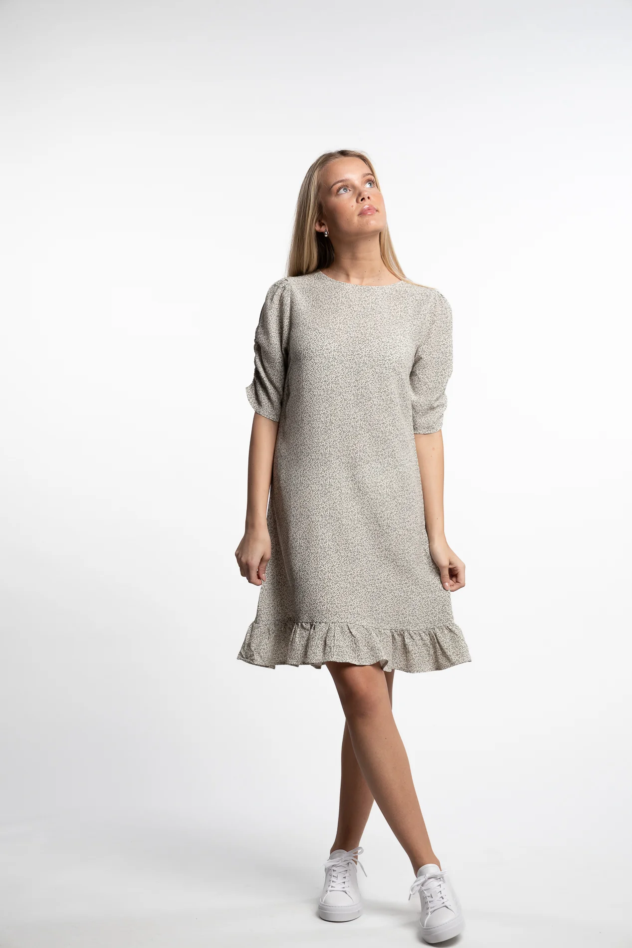 Ellen Dress- Petite Green Flower - Image 6