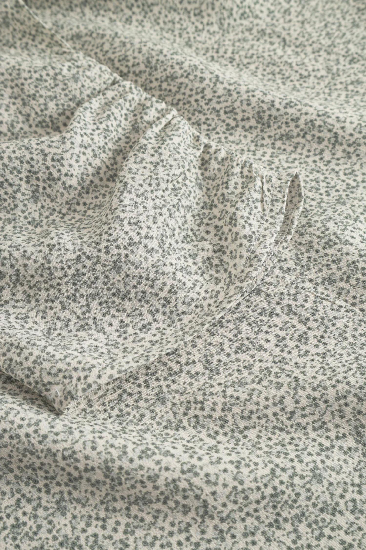 Ellen Dress- Petite Green Flower - Image 8