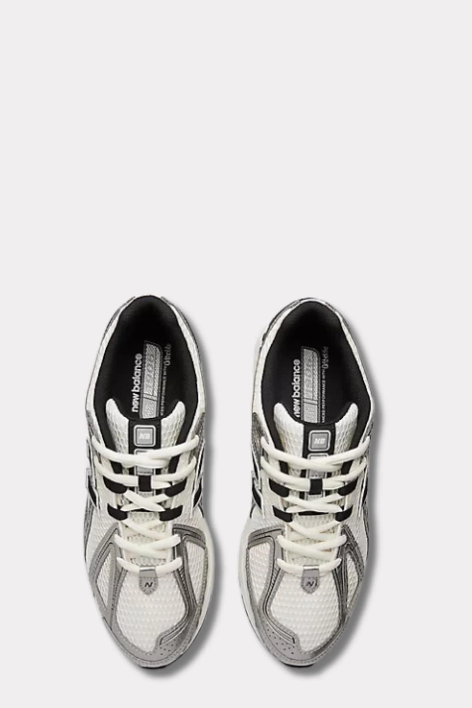 M1906- Silver Metallic/ Black/ Sea Salt - Image 4
