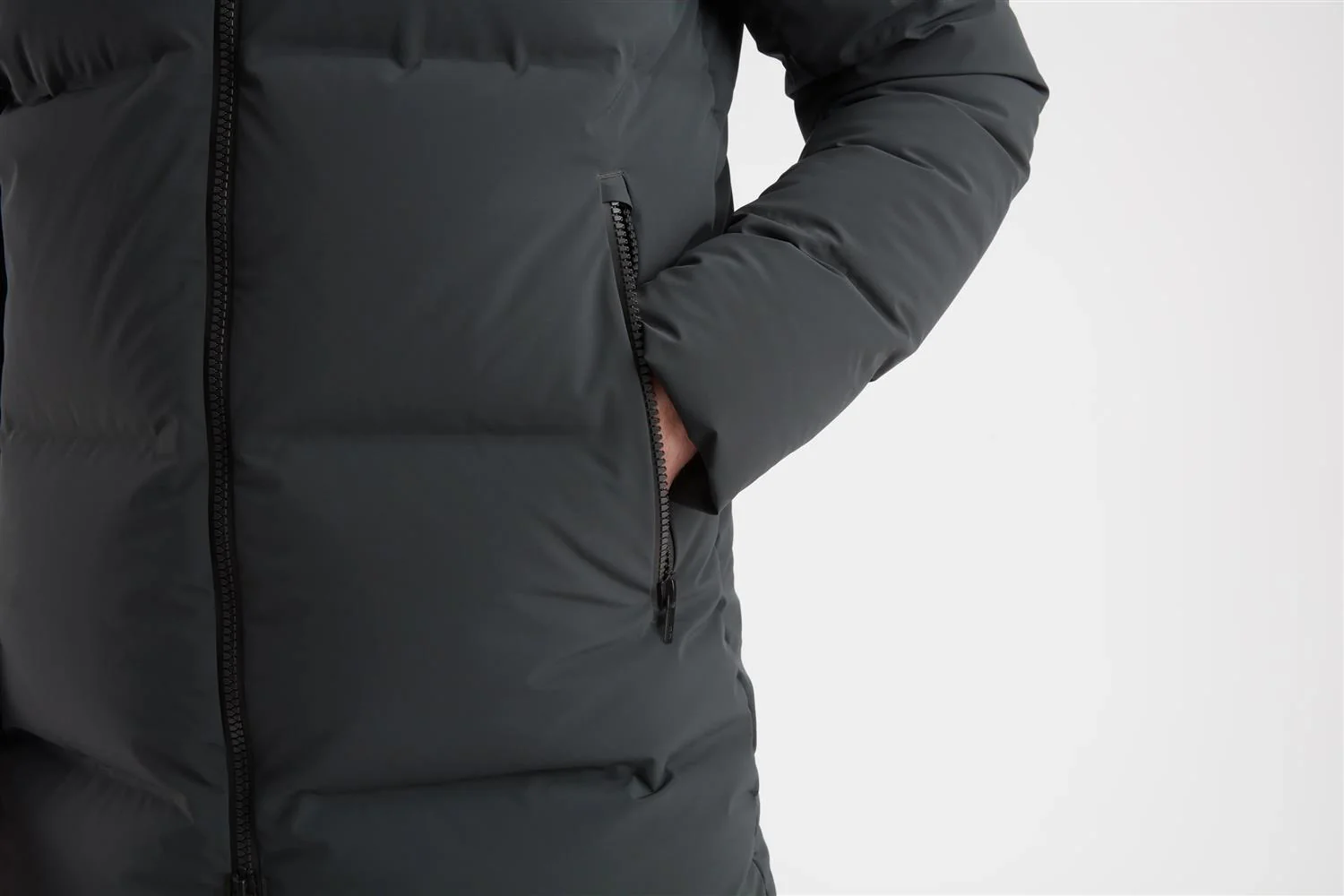Titan Parka Night Olive - Image 5