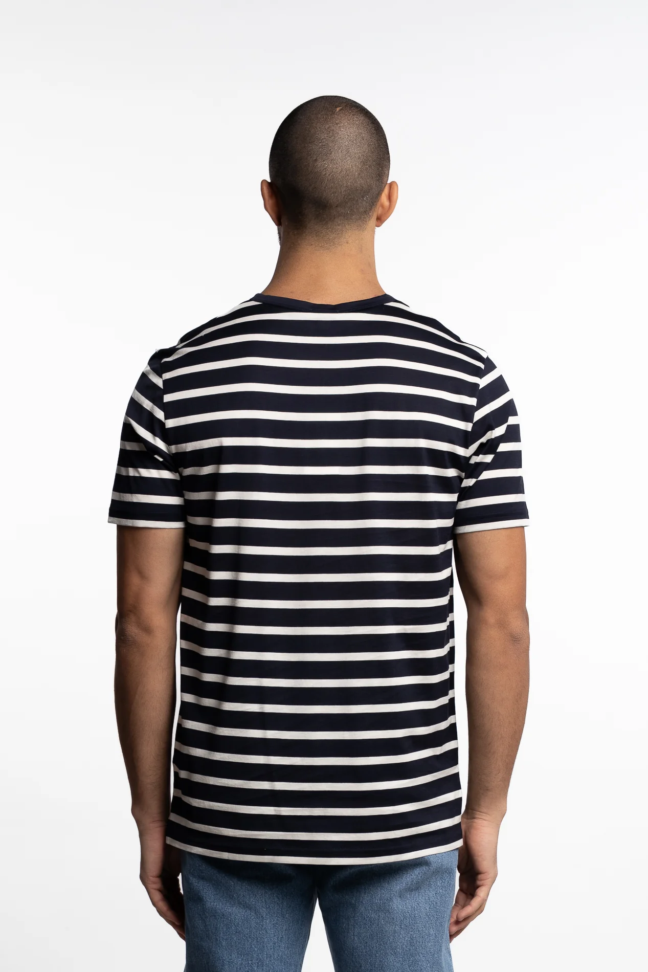 Classic T-Shirt Navy/Ecru - Image 4