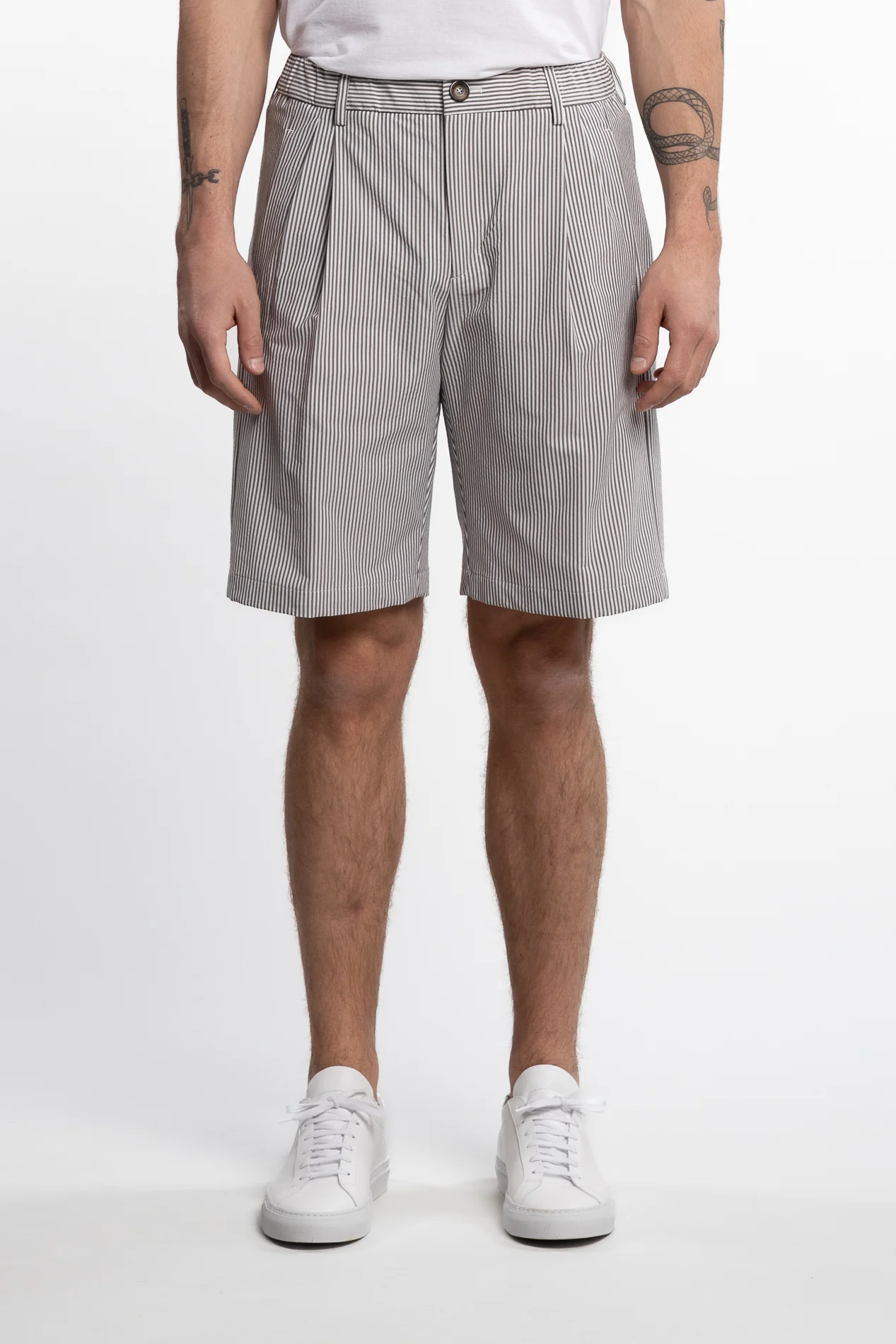 Bermuda Pleated Shorts Stripes - Image 2