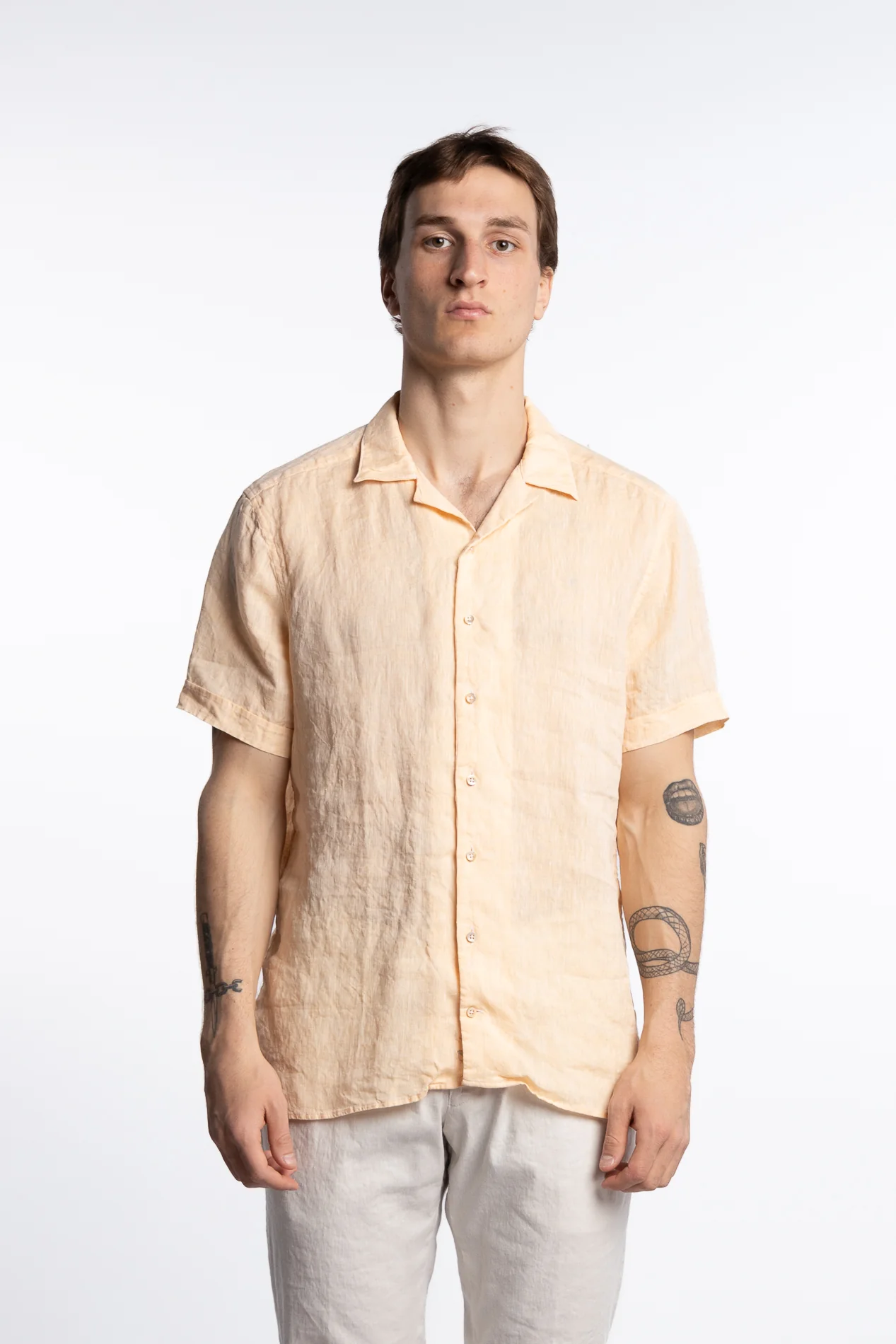 Fitted Body Linen Shortsleeve Shirt - Image 3