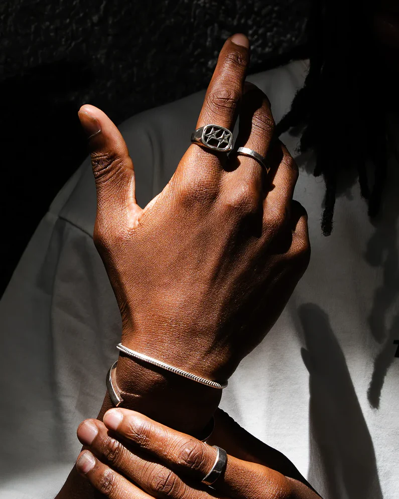 Framed Ring Silver - Image 3