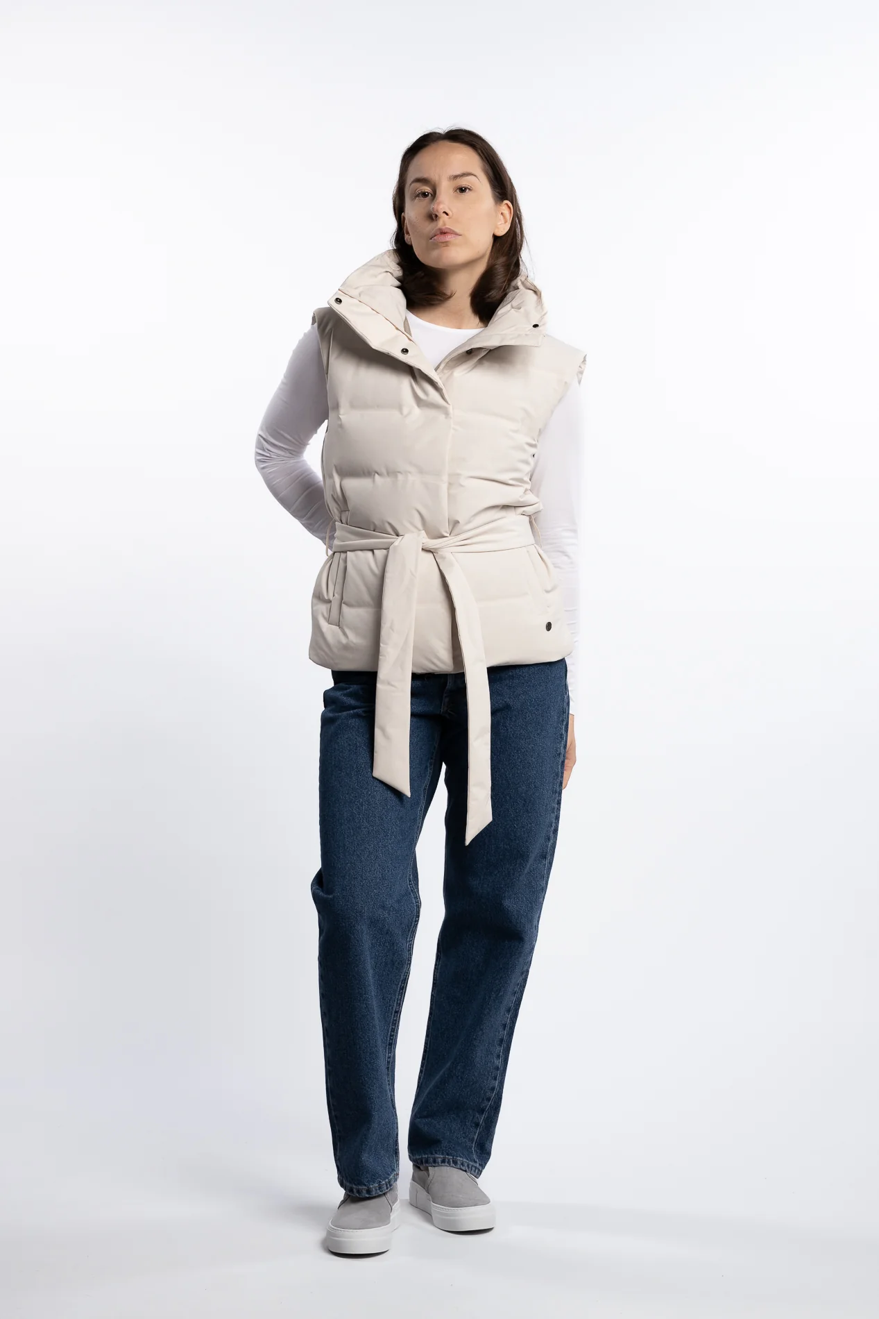 Vesty- Neutral White - Image 4