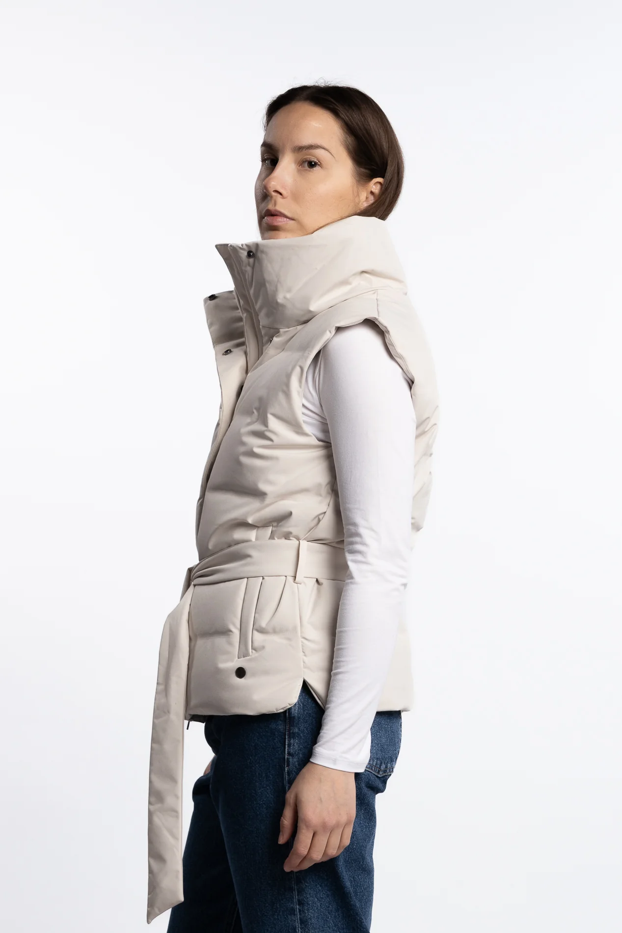 Vesty- Neutral White - Image 6