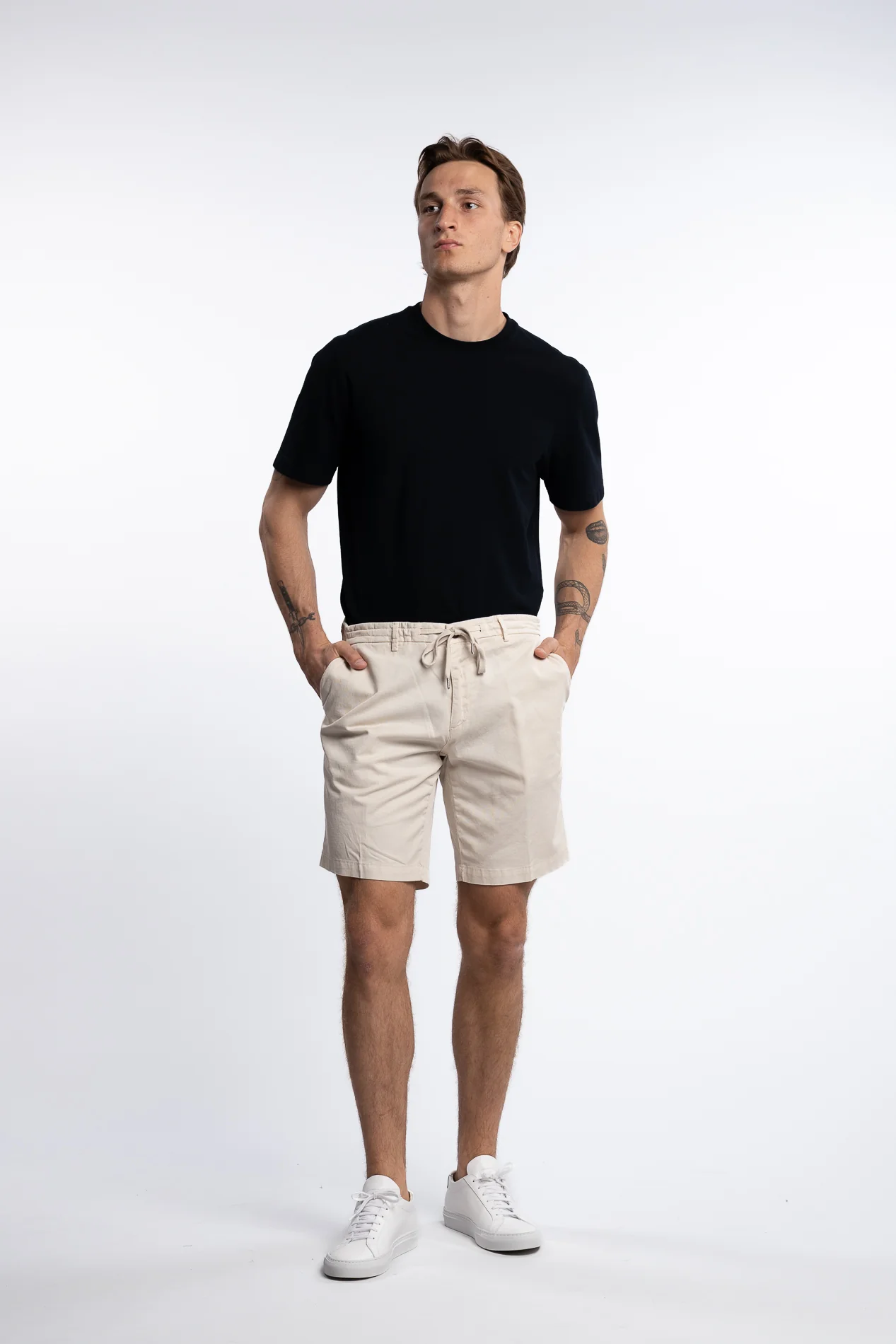 Capri Shorts Off-White - Image 5