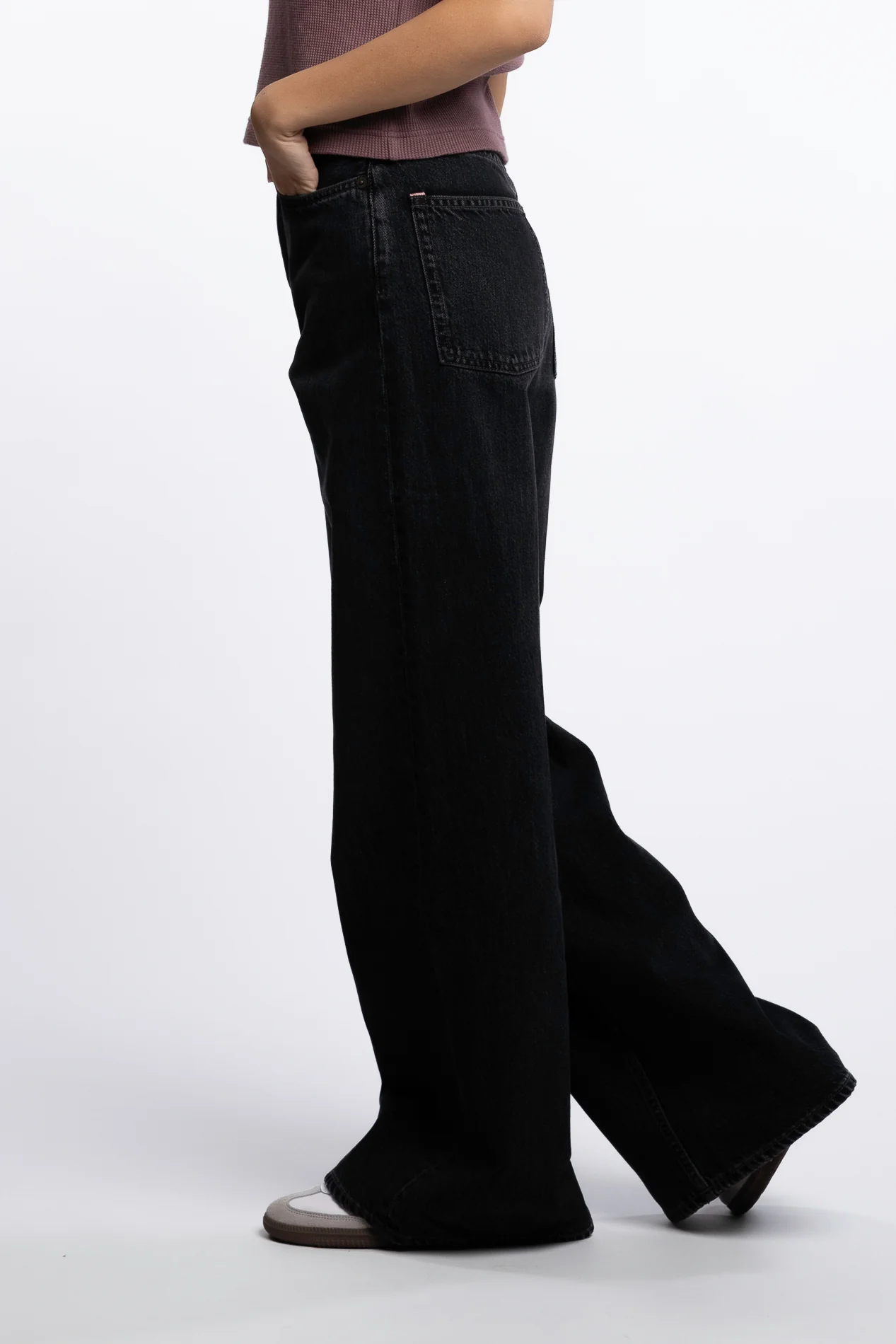 2022  Relaxed fit -Vintage Black - Image 5