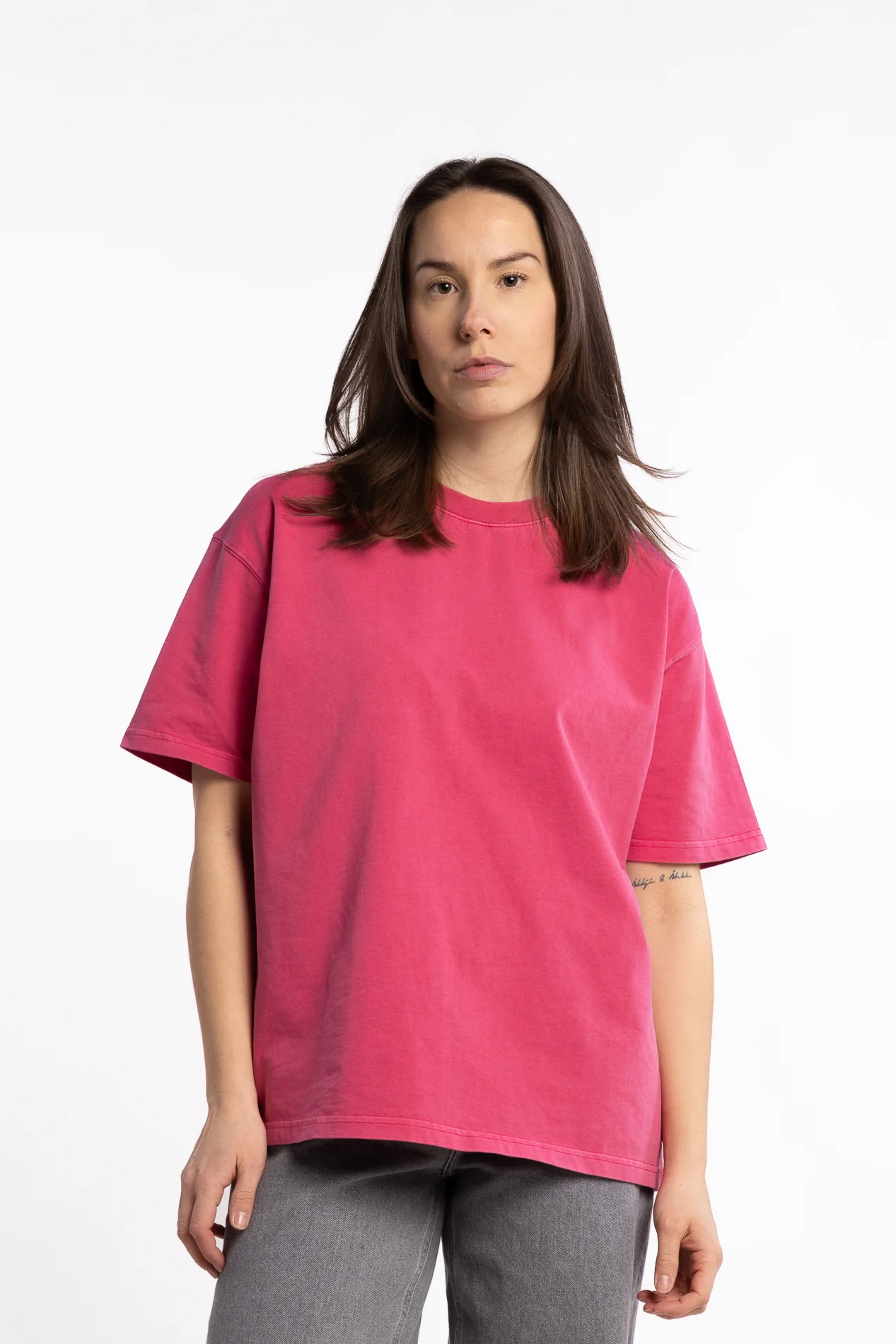 Eira T-Shirt 11725 - Cherries Jubilee Pigment - Image 2
