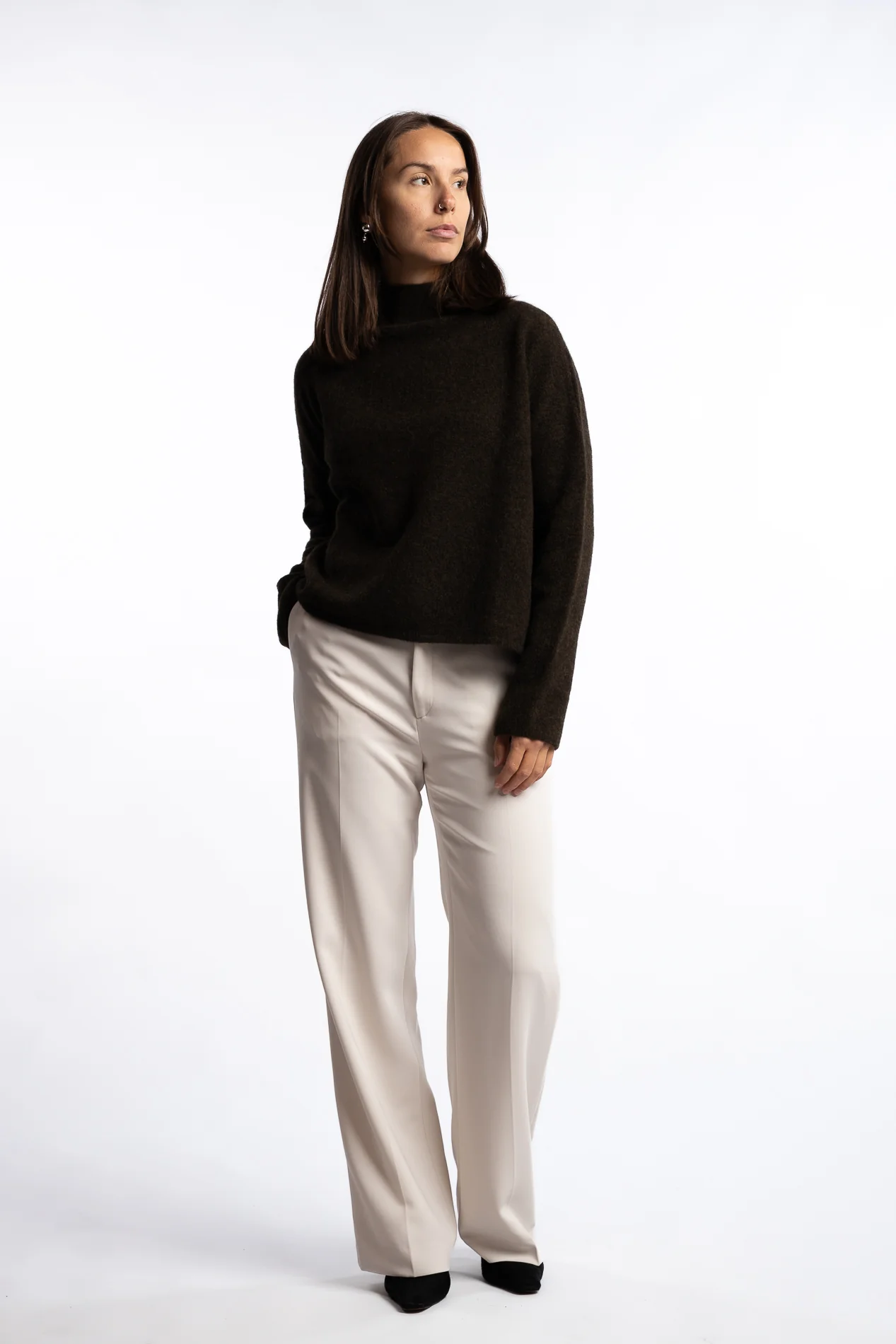 Mika Yak Funnelneck Sweater- Dark khaki green - Image 6