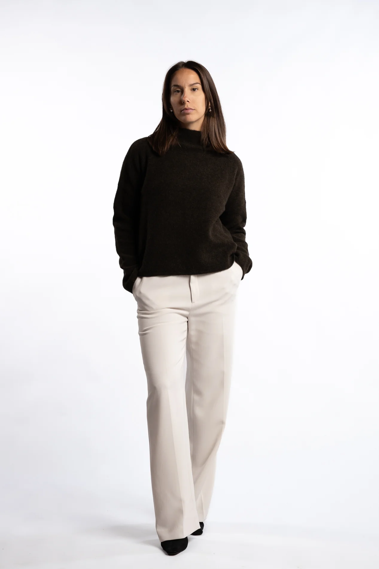Mika Yak Funnelneck Sweater- Dark khaki green - Image 7