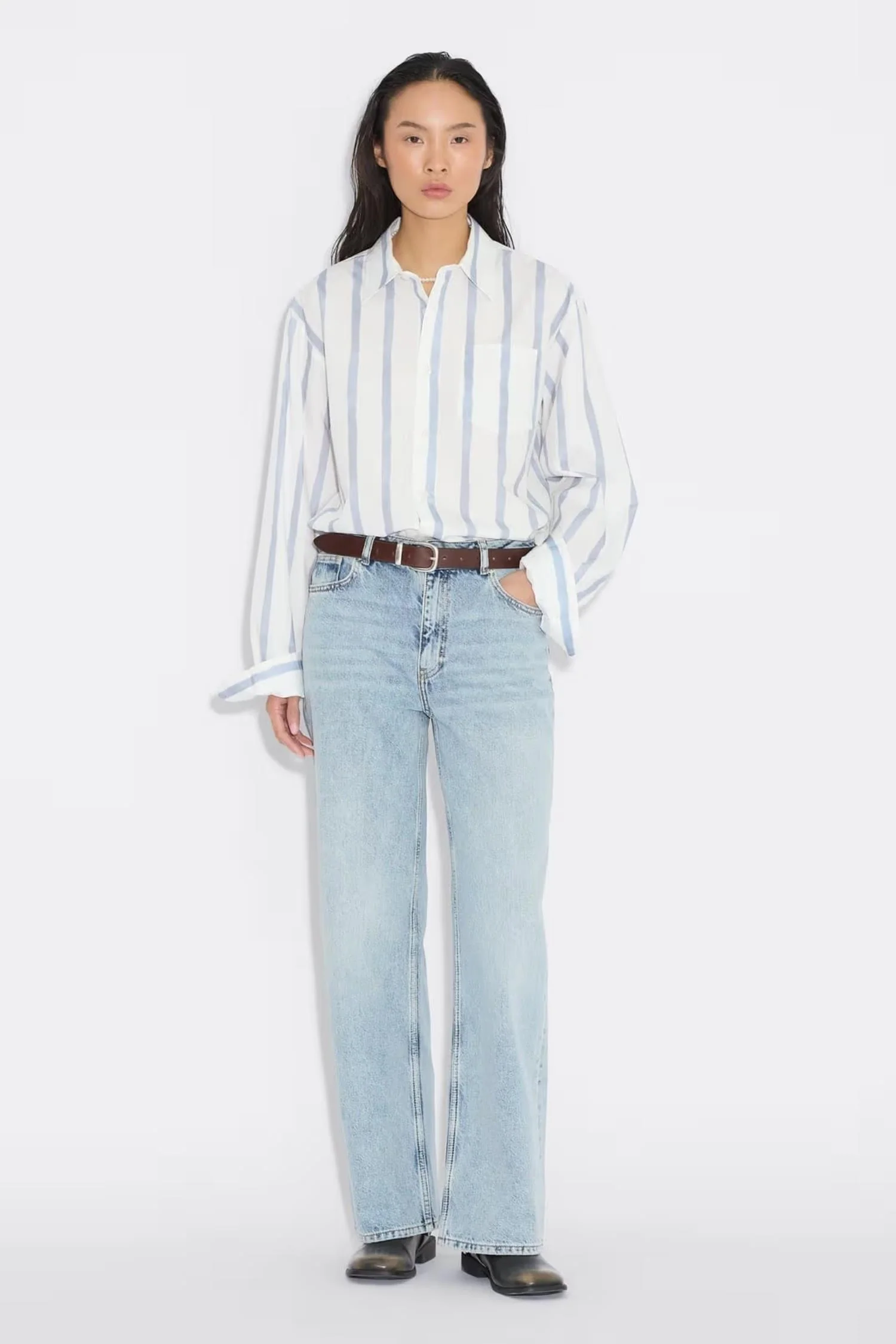 W Wide Jeans - Blue Washed - Image 2