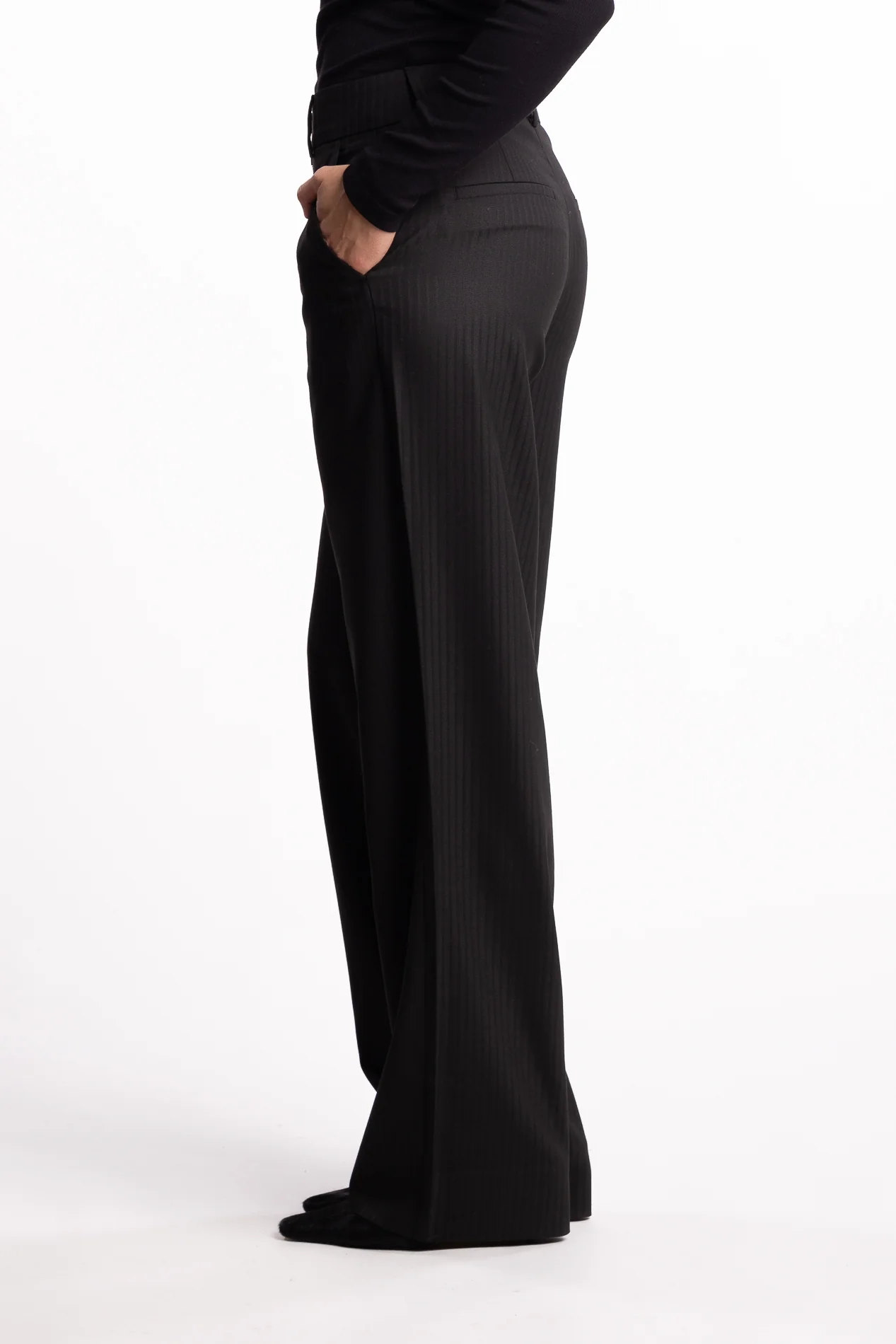 DenaFV 096 - Raven Jacquard Stripe - Image 2