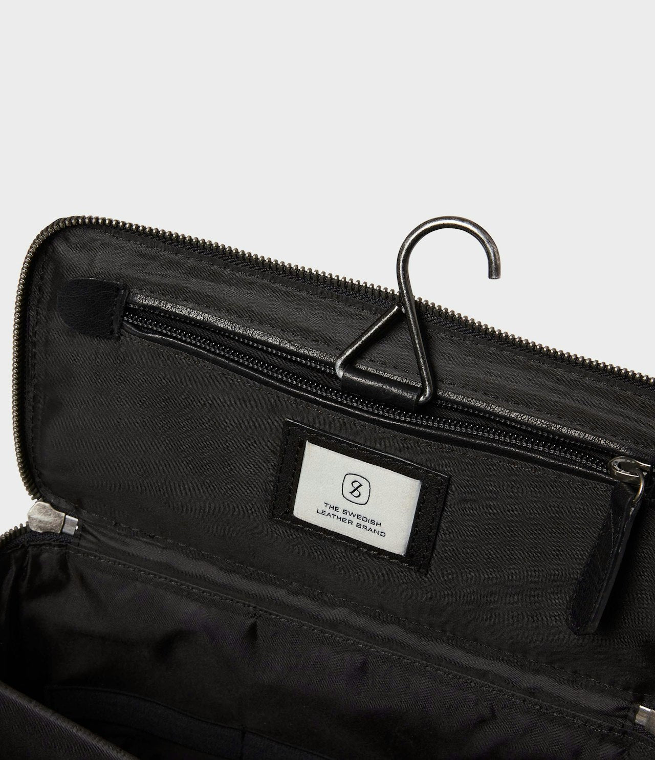 Barolo Toilet Bag Black - Image 3