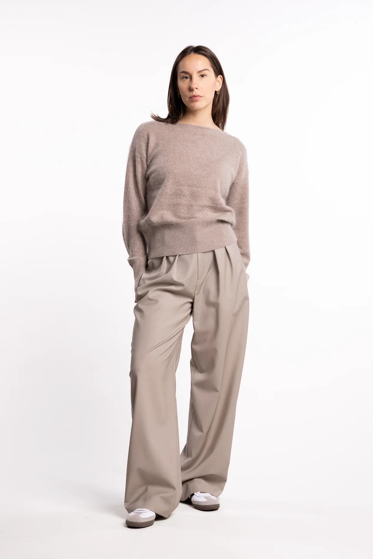 Cloud Knit- Taupe - Image 5