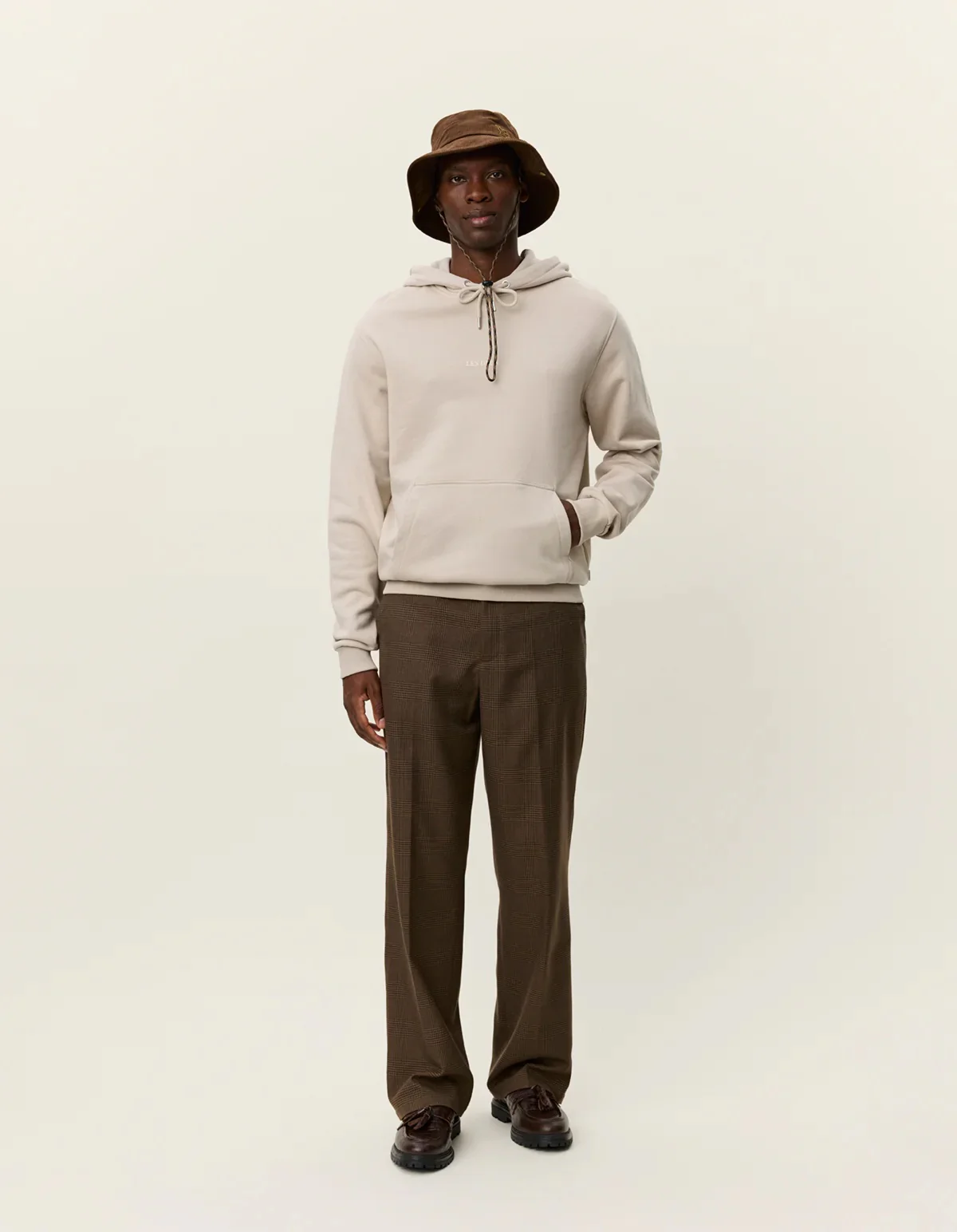 Andrew Hoodie Light Sand - Image 3