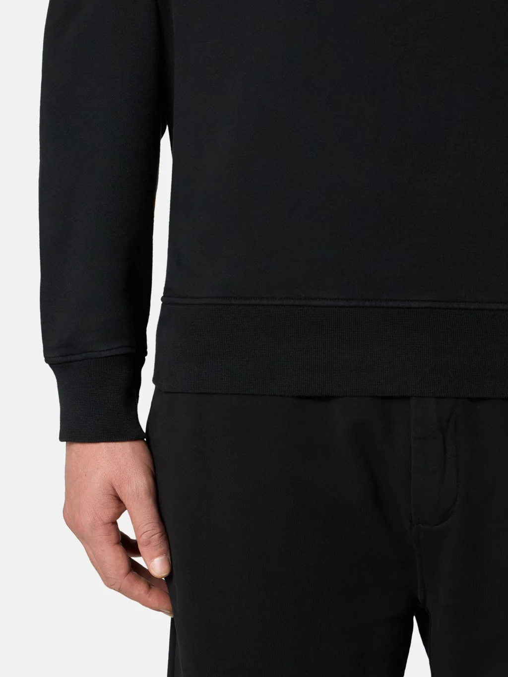 6100060 Organic Cotton Fleece Regular-fit Crewneck Black - Image 5