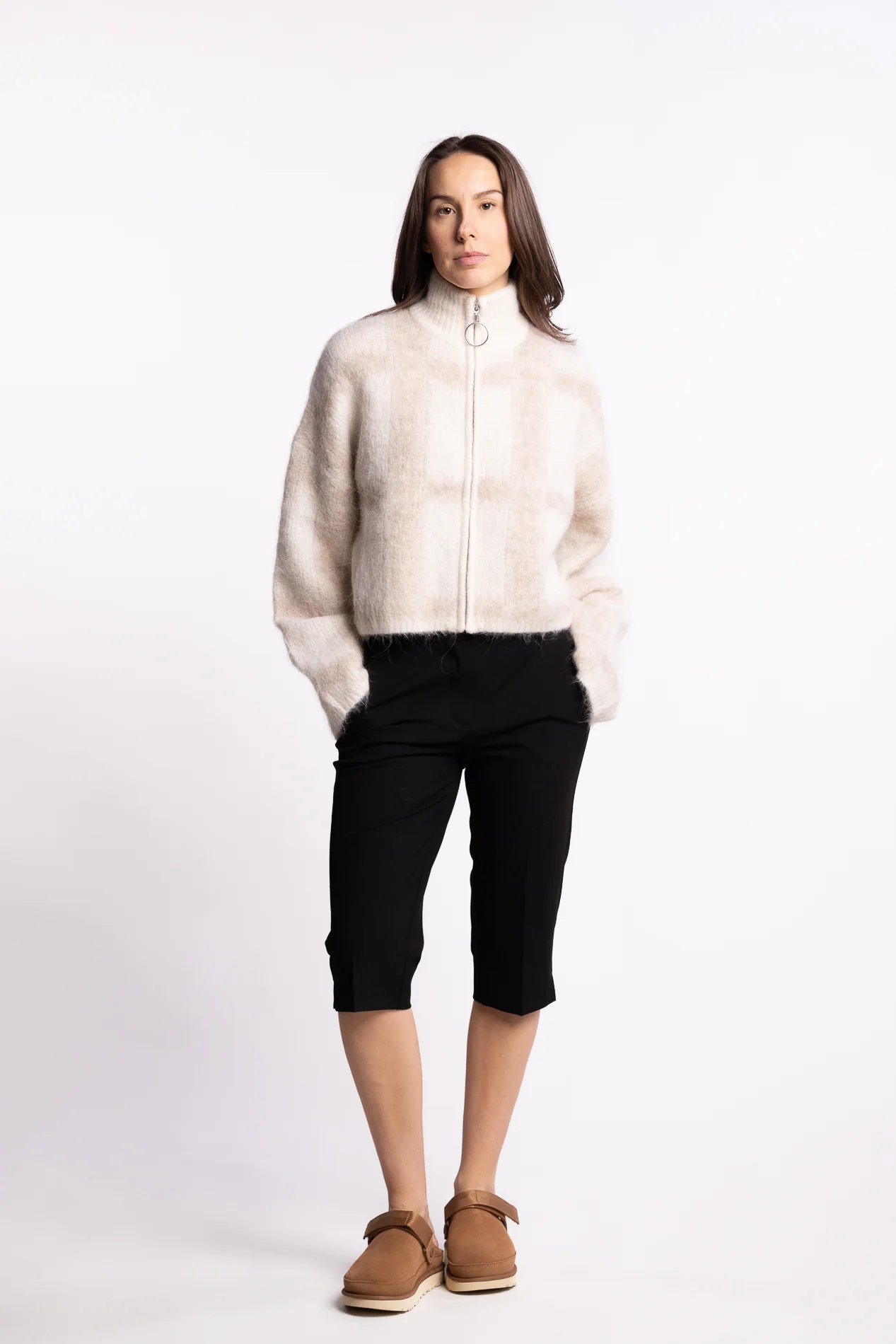 ClaraFV - Capri Black - Image 8