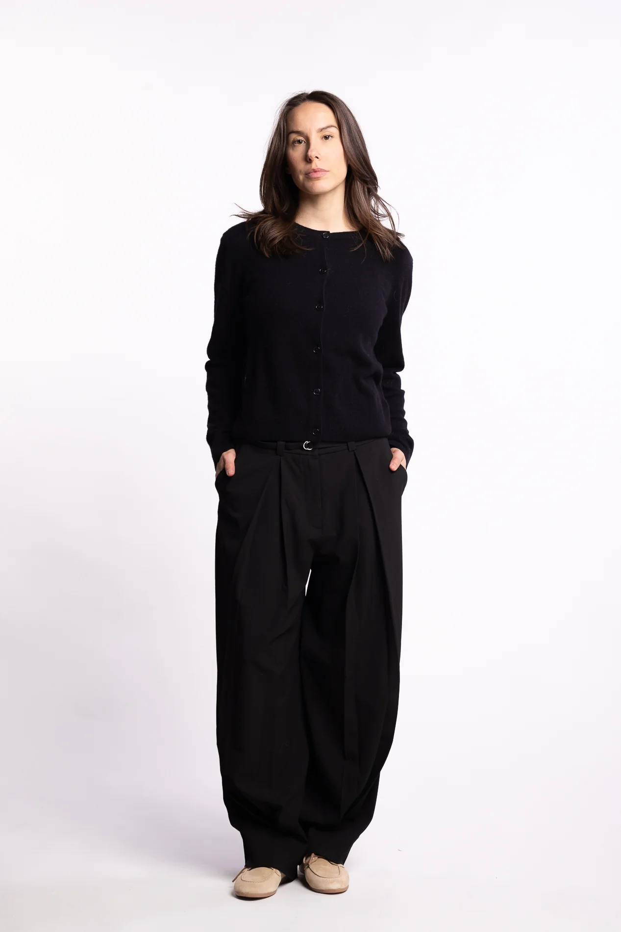 LanaFV - 285 Black Regular - Image 2