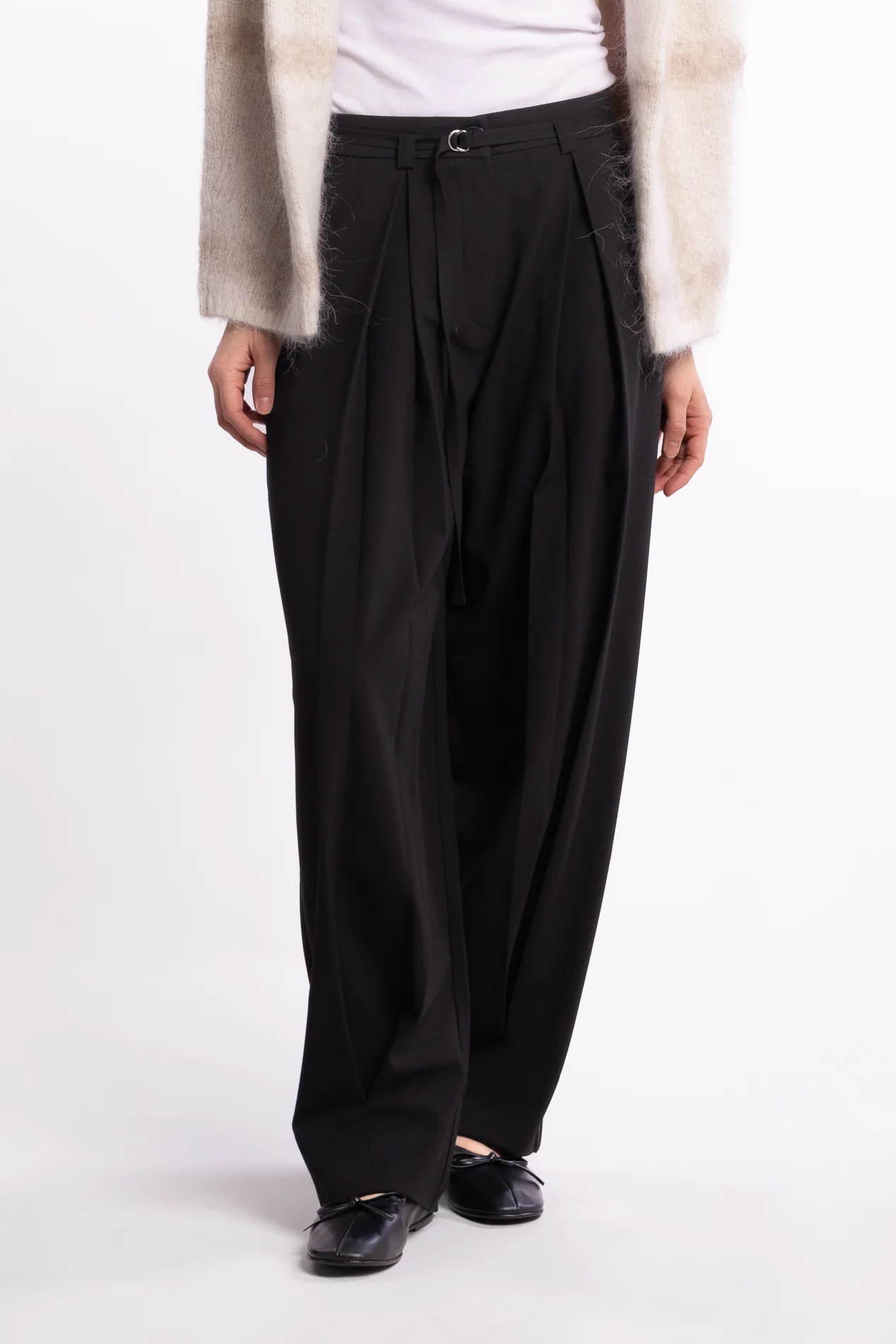 LanaFV - 285 Black Regular - Image 3