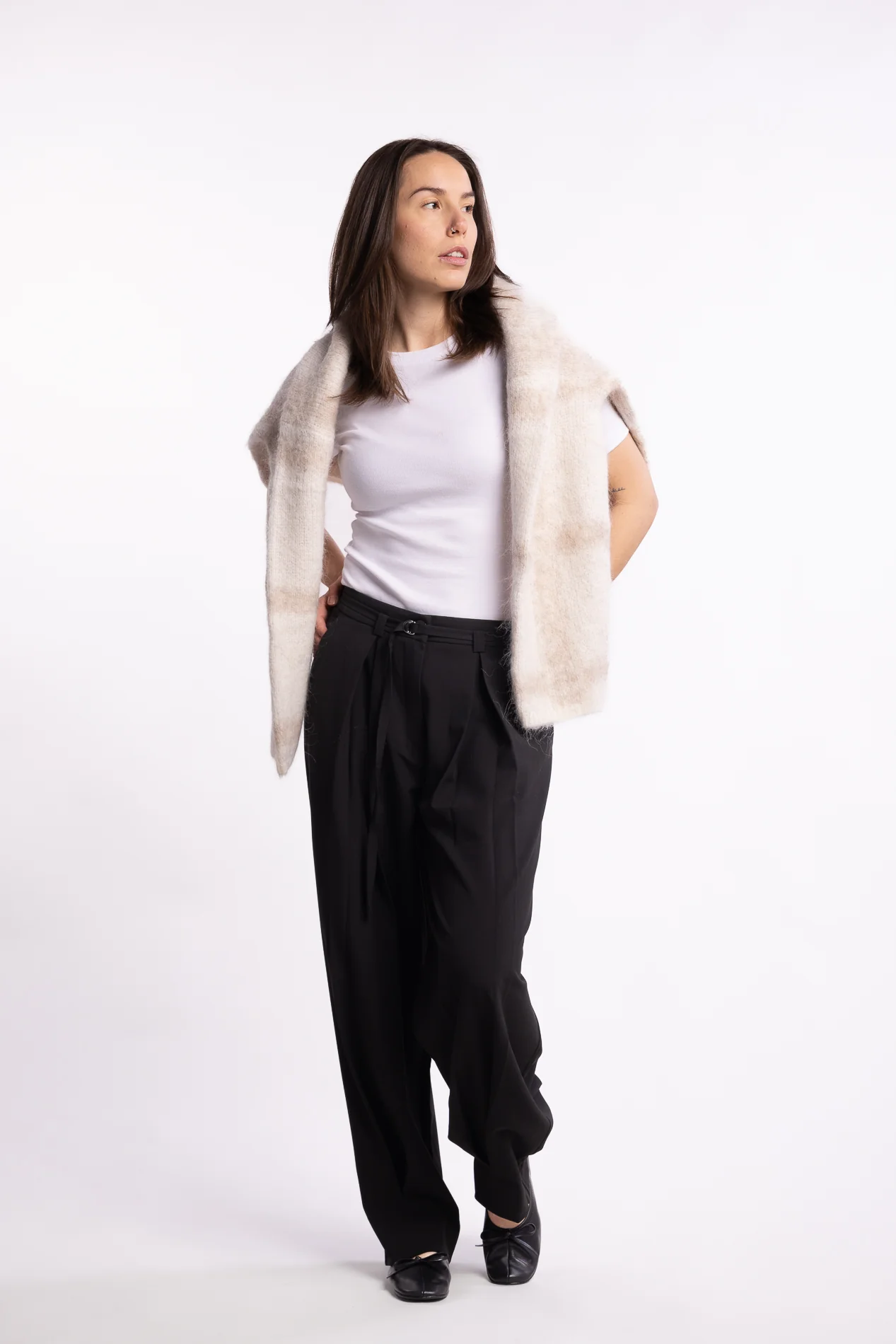 LanaFV - 285 Black Regular - Image 7