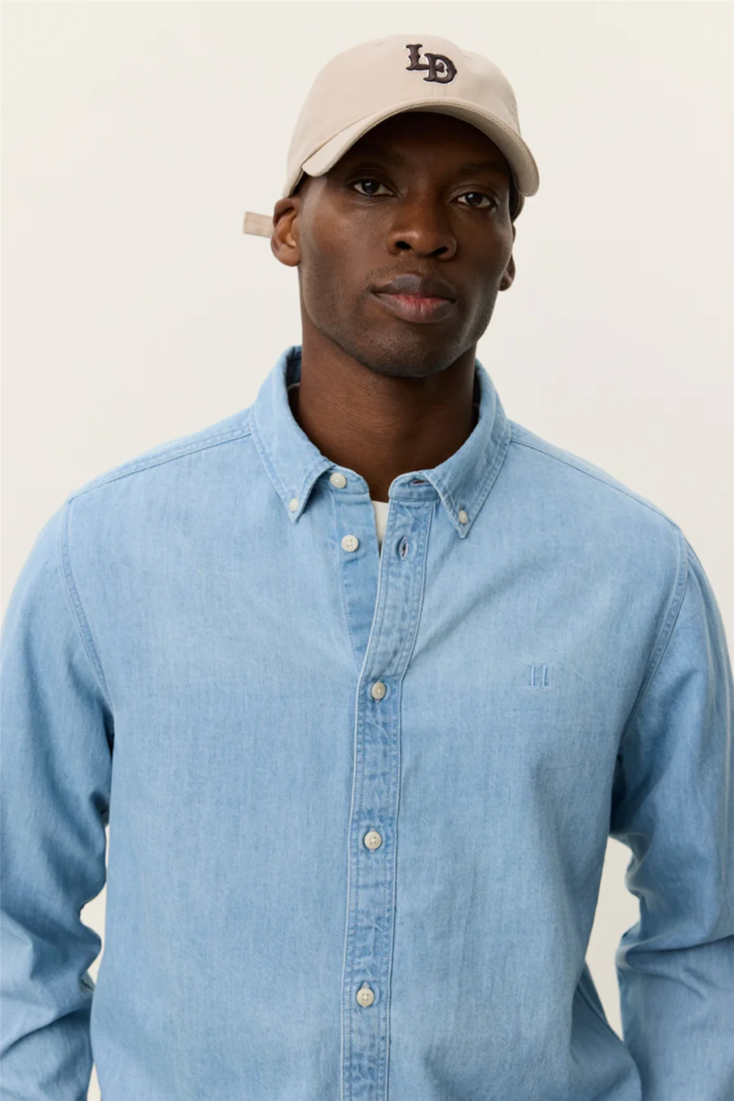 Konrad Denim Shirt Light Indigo Wash - Image 4