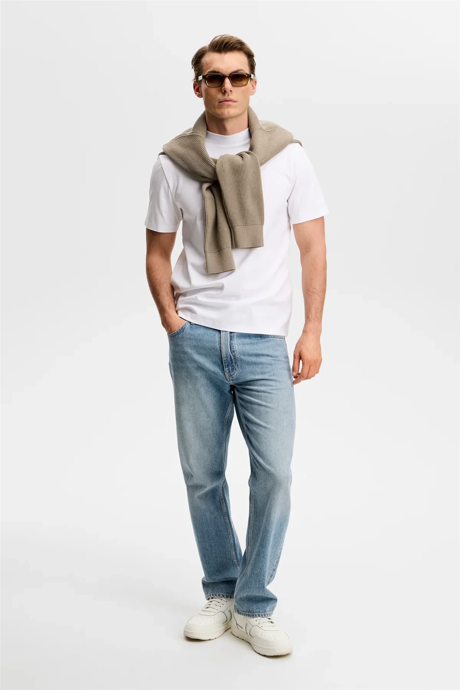 Ace Mock Neck T-shirt White - Image 4