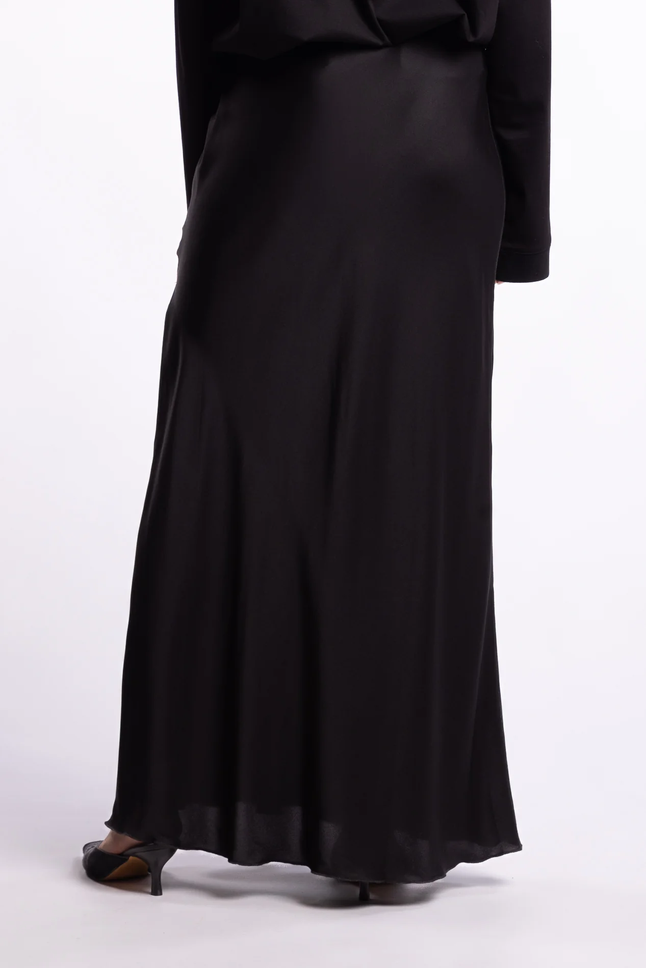 Hana Long Silk Skirt- Black - Image 5