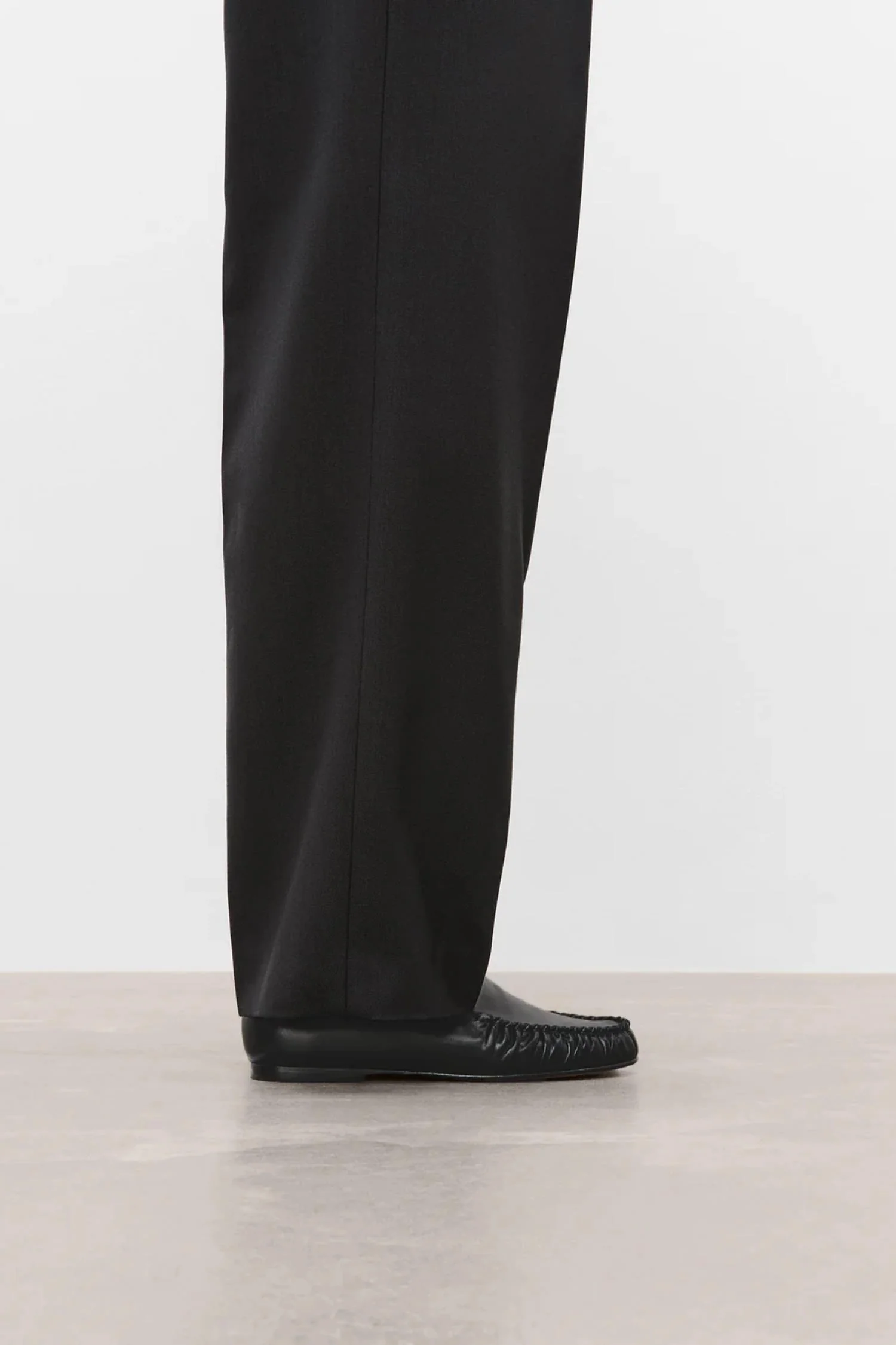 Bon Bon- Black Leather - Image 2