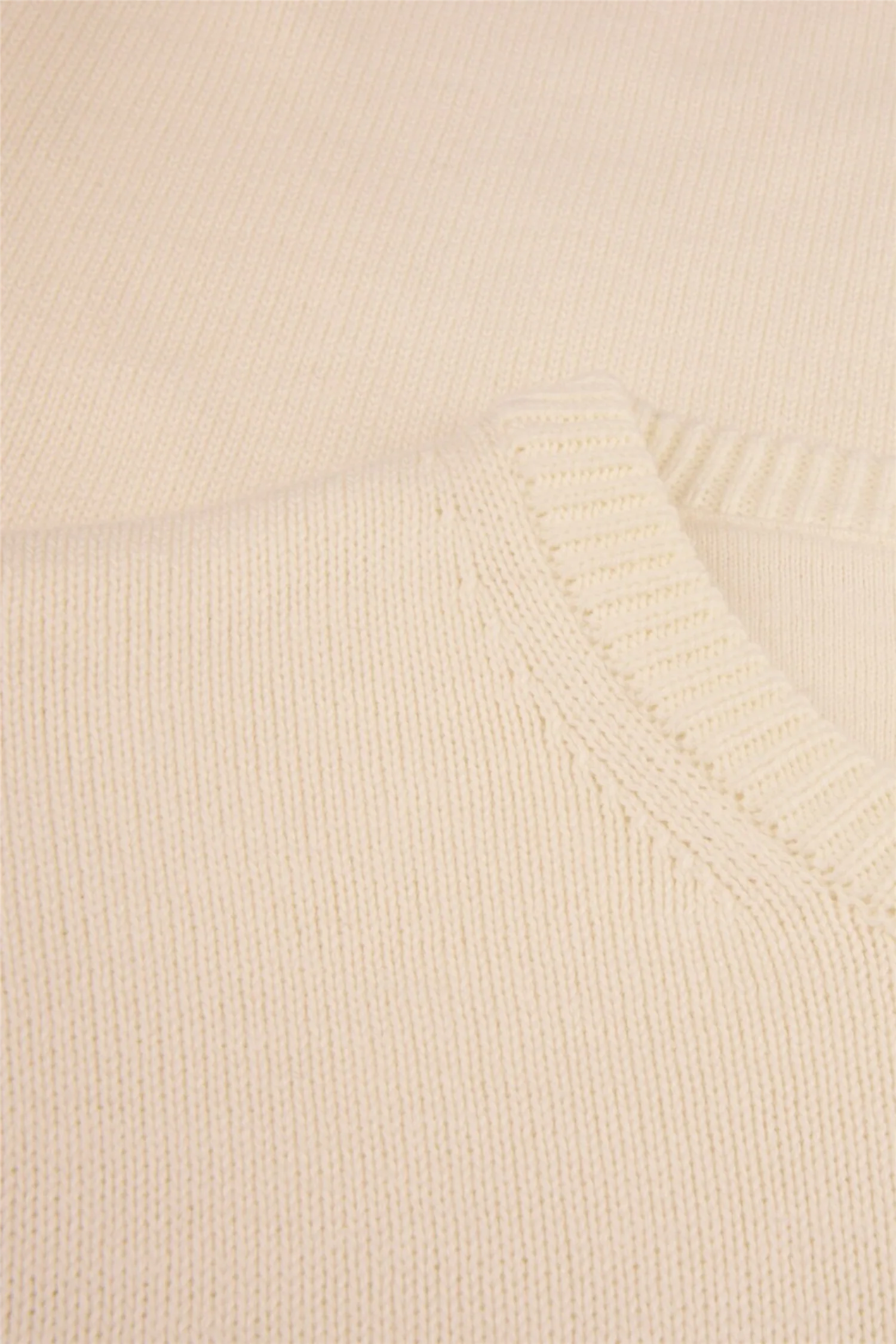 Sweater Knitted Crew Neck Organic Cotton Off-White - Image 3