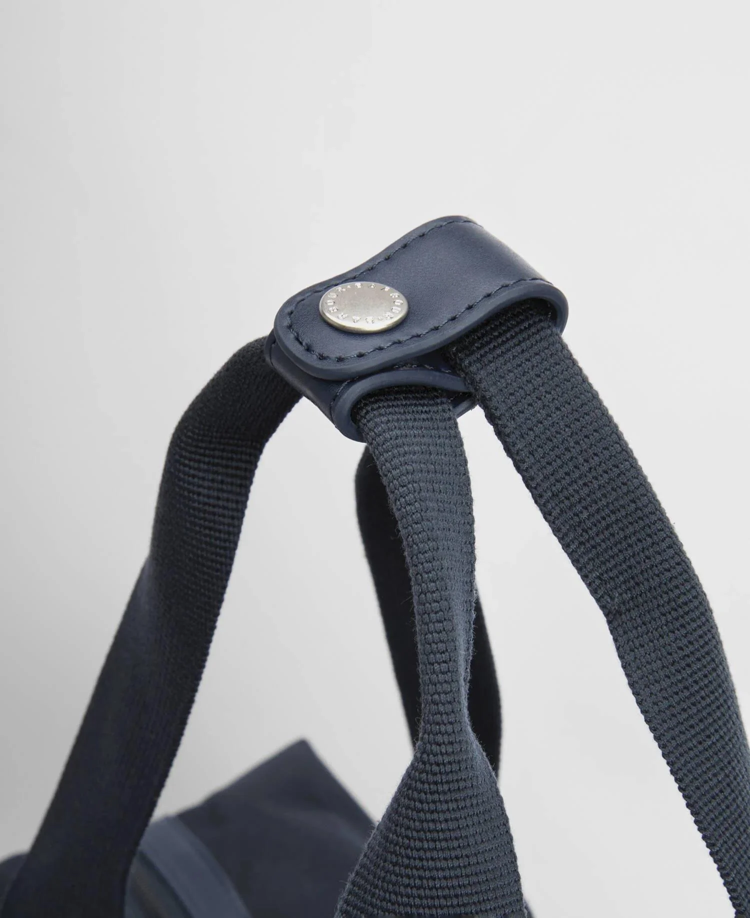 Cascade City Holdall Bag Navy - Image 9