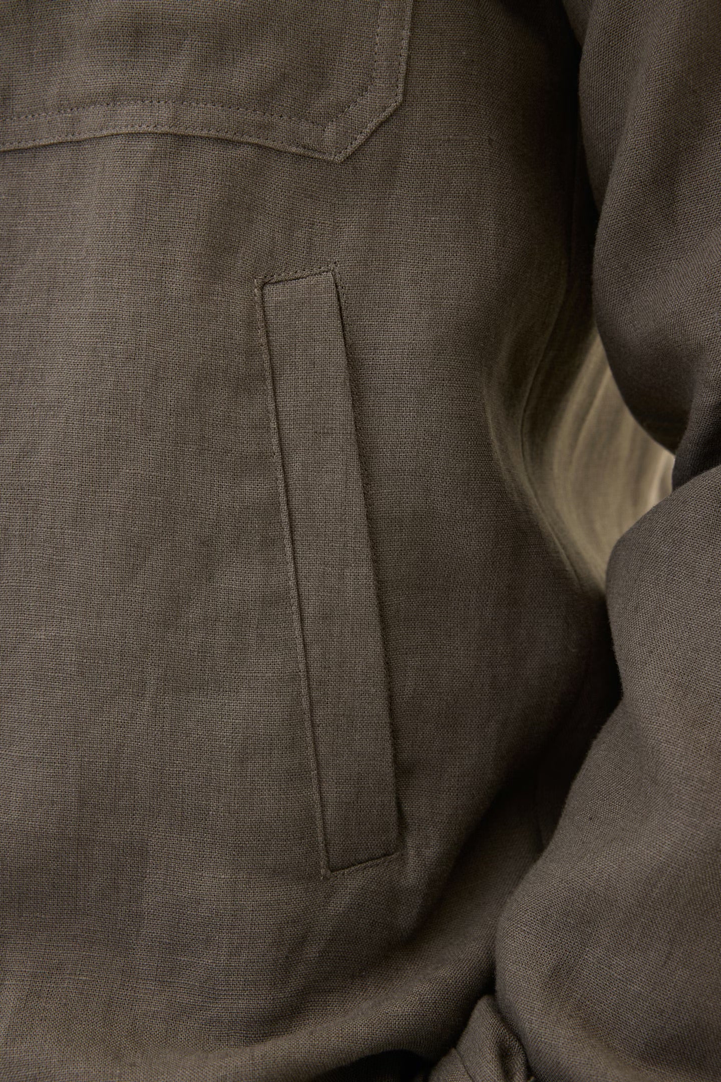 Maverick Linen Jacket Army Green - Image 9