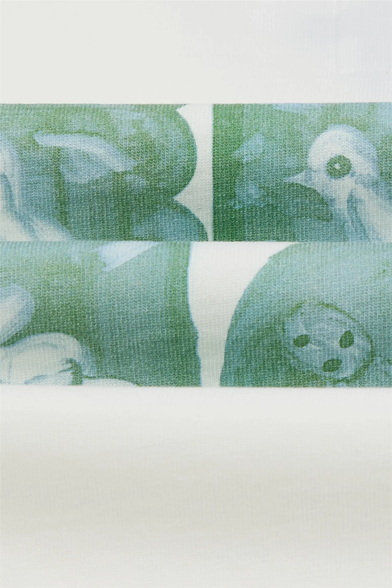 Antique White 'Tile' Print Short-Sleeve Hiking T-Shirt - Image 4