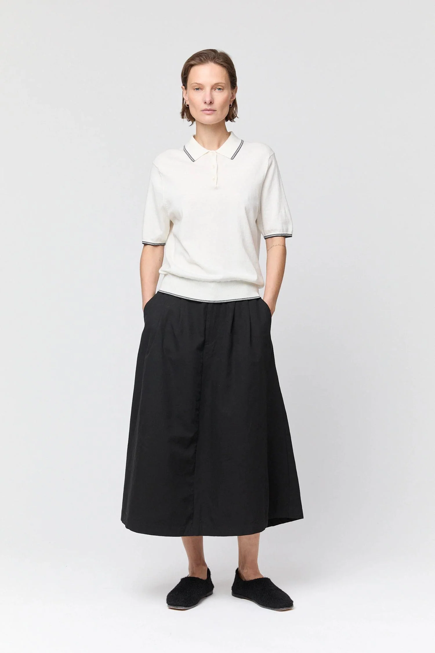 Poet Pleat Skirt- Jet Black - Image 2
