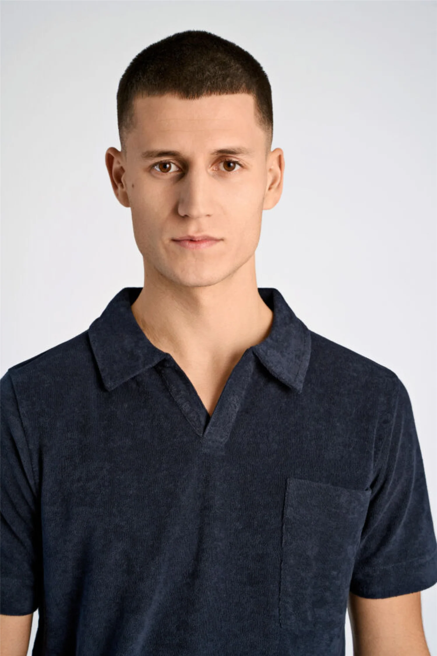 Towel V-Neck Polo S/S Navy - Image 6