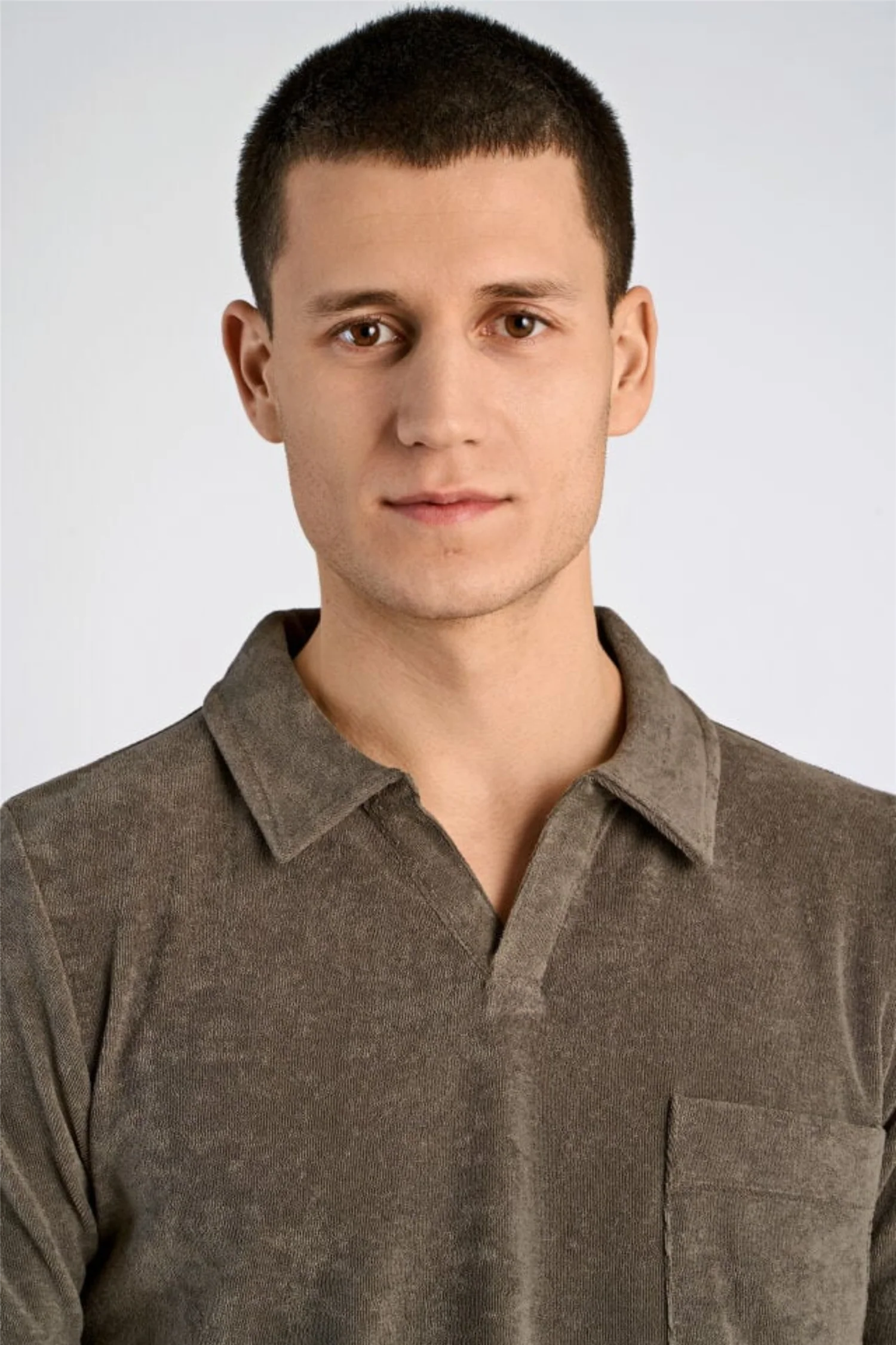 Towel V-Neck Polo S/S Dk Stone - Image 6