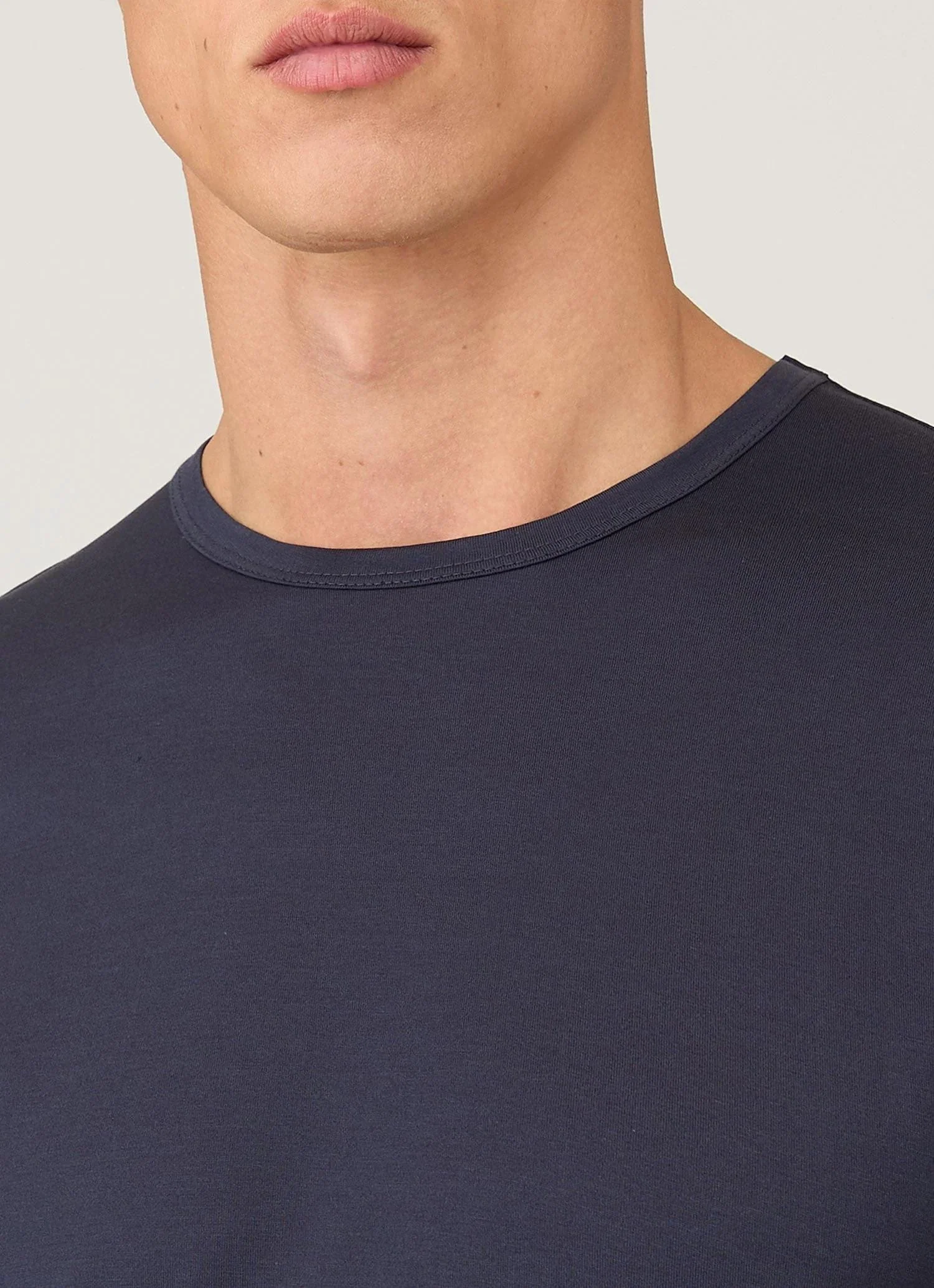 Classic T-Shirt Navy - Image 6