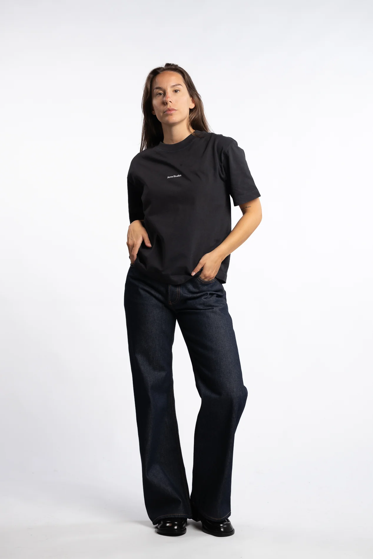 Logo T-shirt Black - Image 5