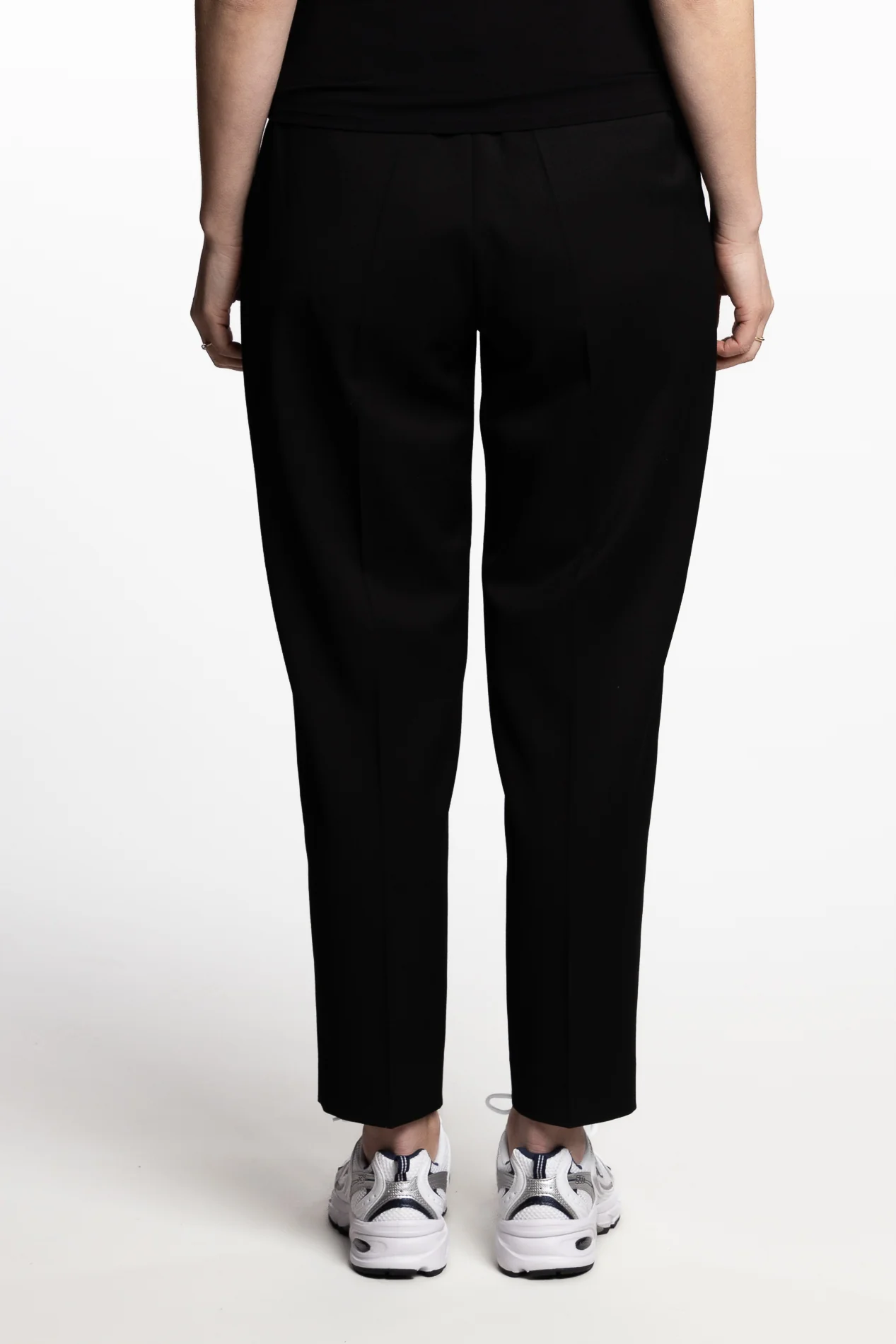 Karlie Trouser - Image 4