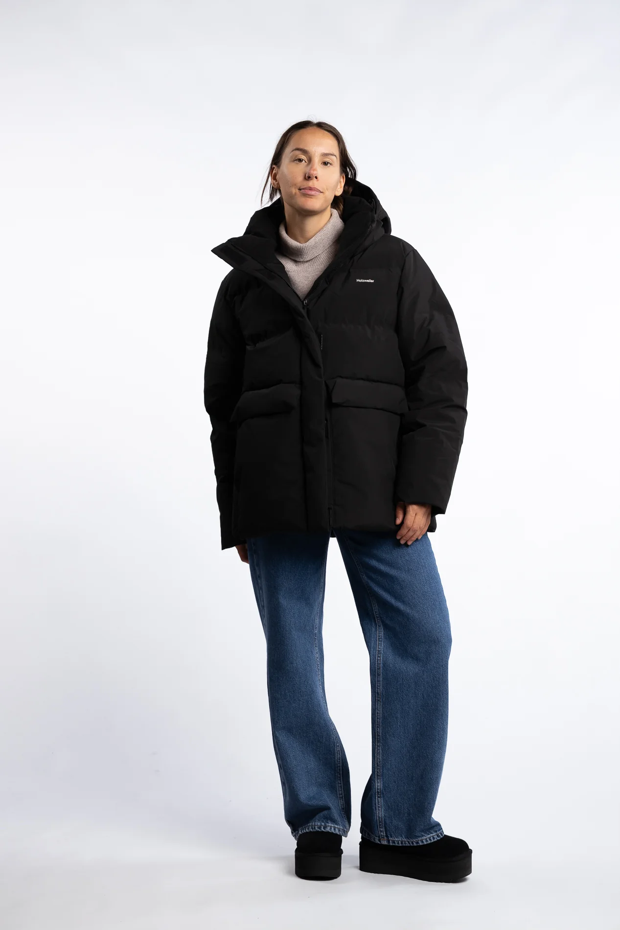 Besseggen Down Jacket- Black - Image 5