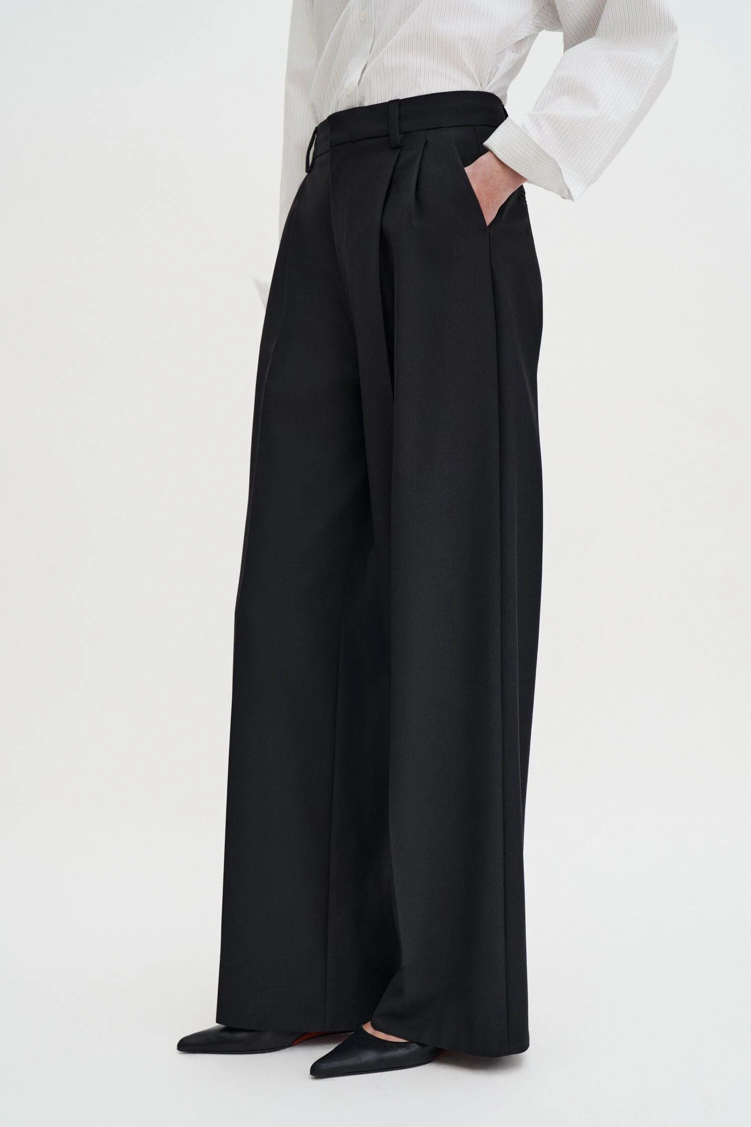 Darcey Wool Trousers- Black - Image 3