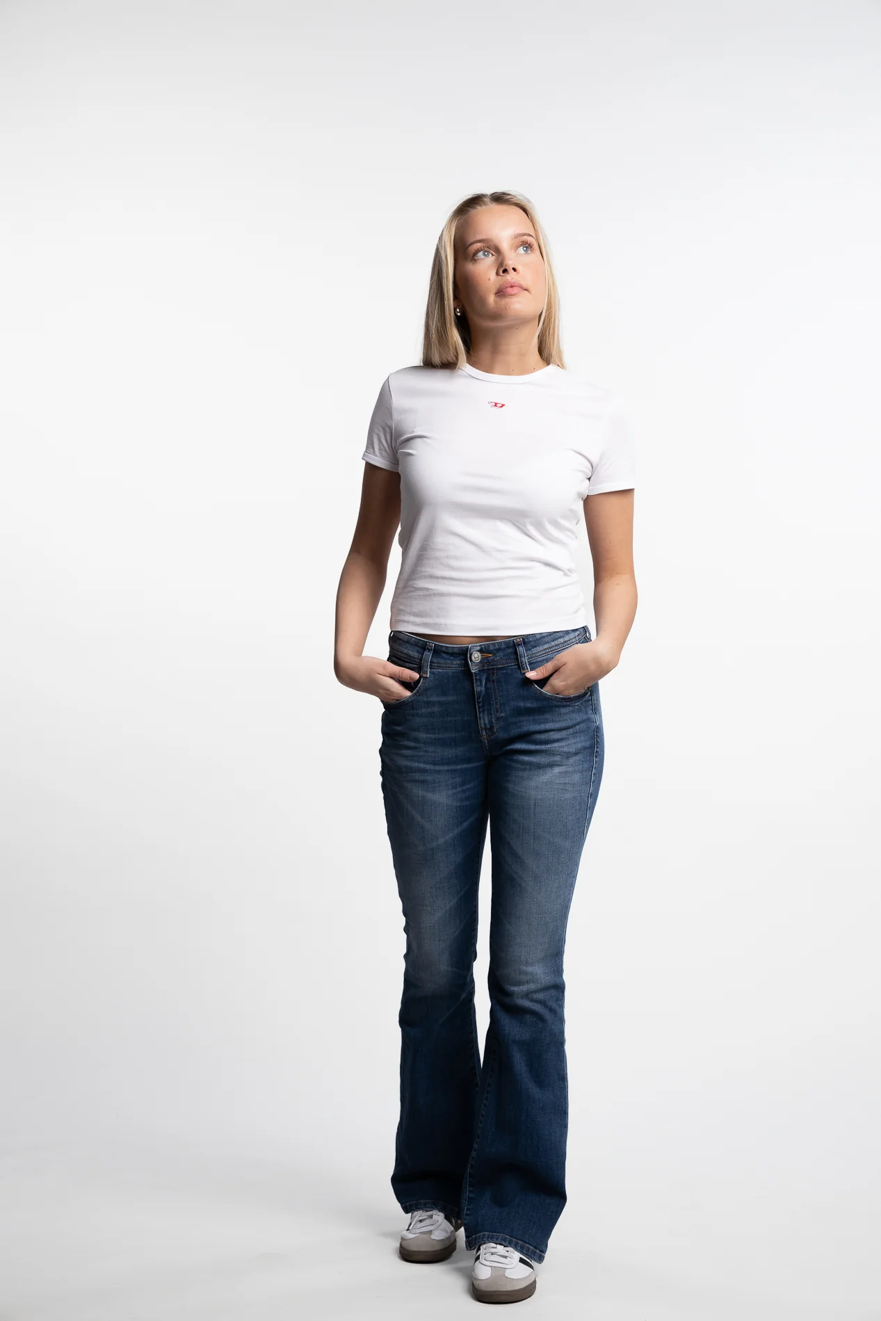 Bootcut Jeans 1969 D-Ebbey 09J33- Medium Blue - Image 5