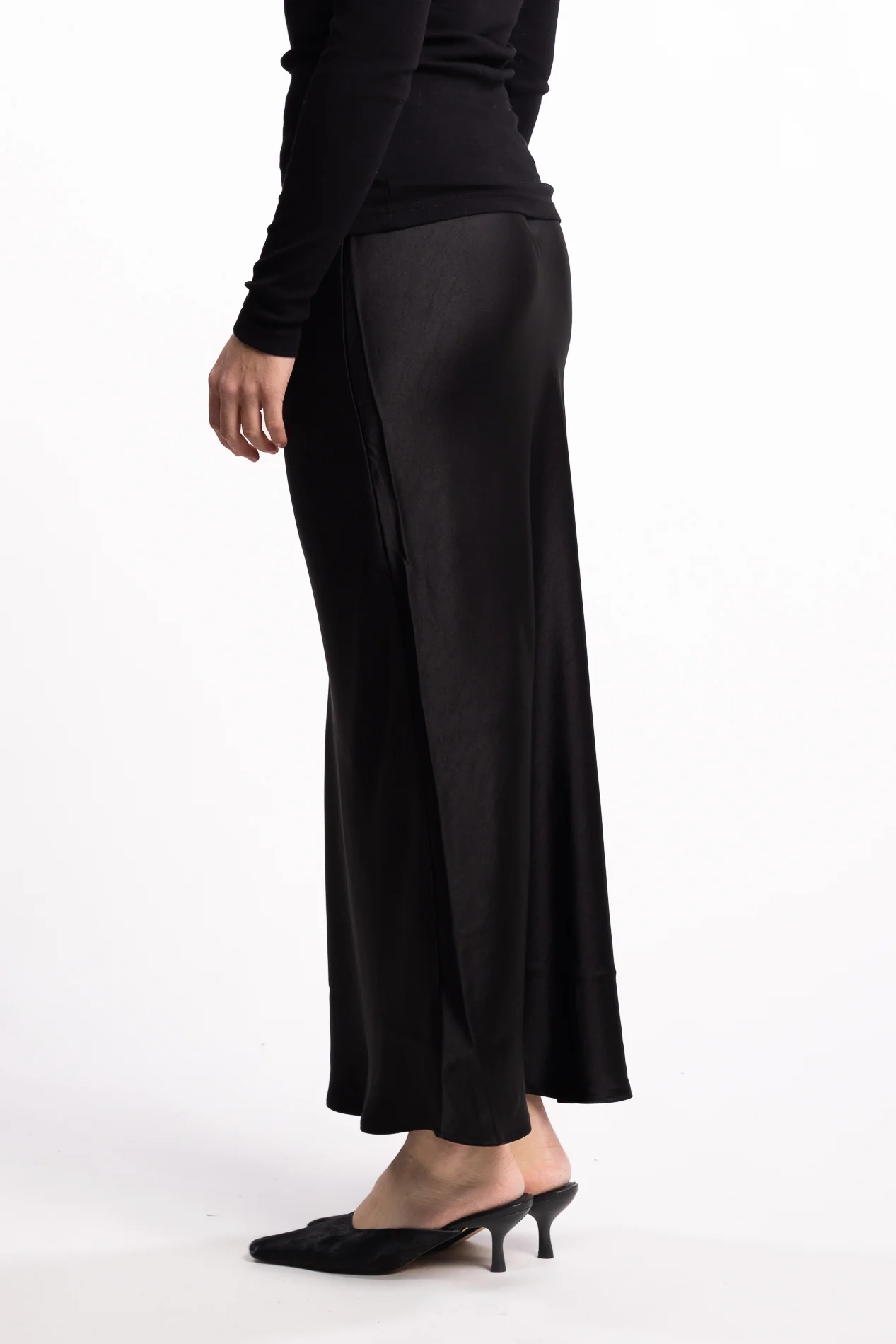 Saagneta Long Skirt 12956- Black - Image 3