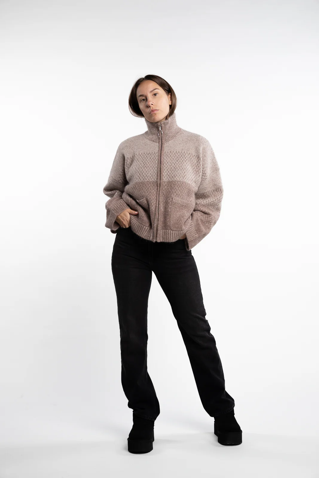 W Regular Jeans- Black Washed - Image 7